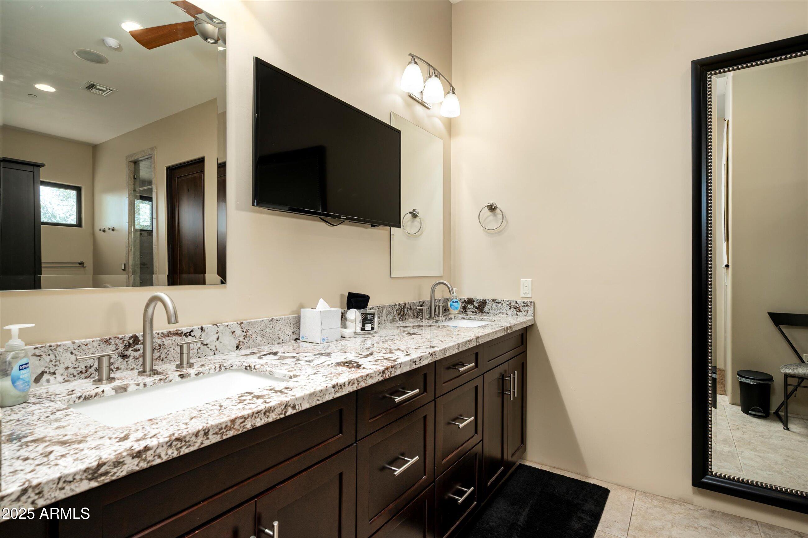 Scottsdale, Arizona, 85260, United States, 6 Bedrooms Bedrooms, ,6 BathroomsBathrooms,Residential,Active,2006779