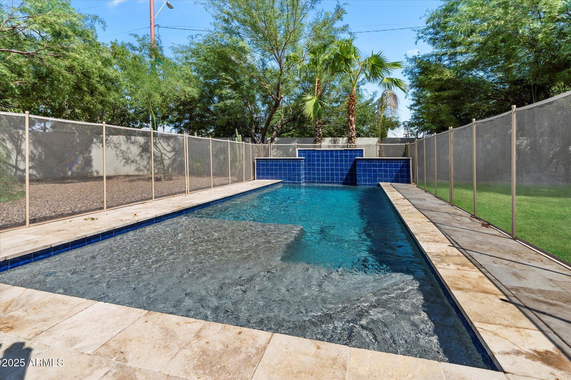 Phoenix, Arizona, 85021, United States, 4 Bedrooms Bedrooms, ,5 BathroomsBathrooms,Residential,Active,1929685