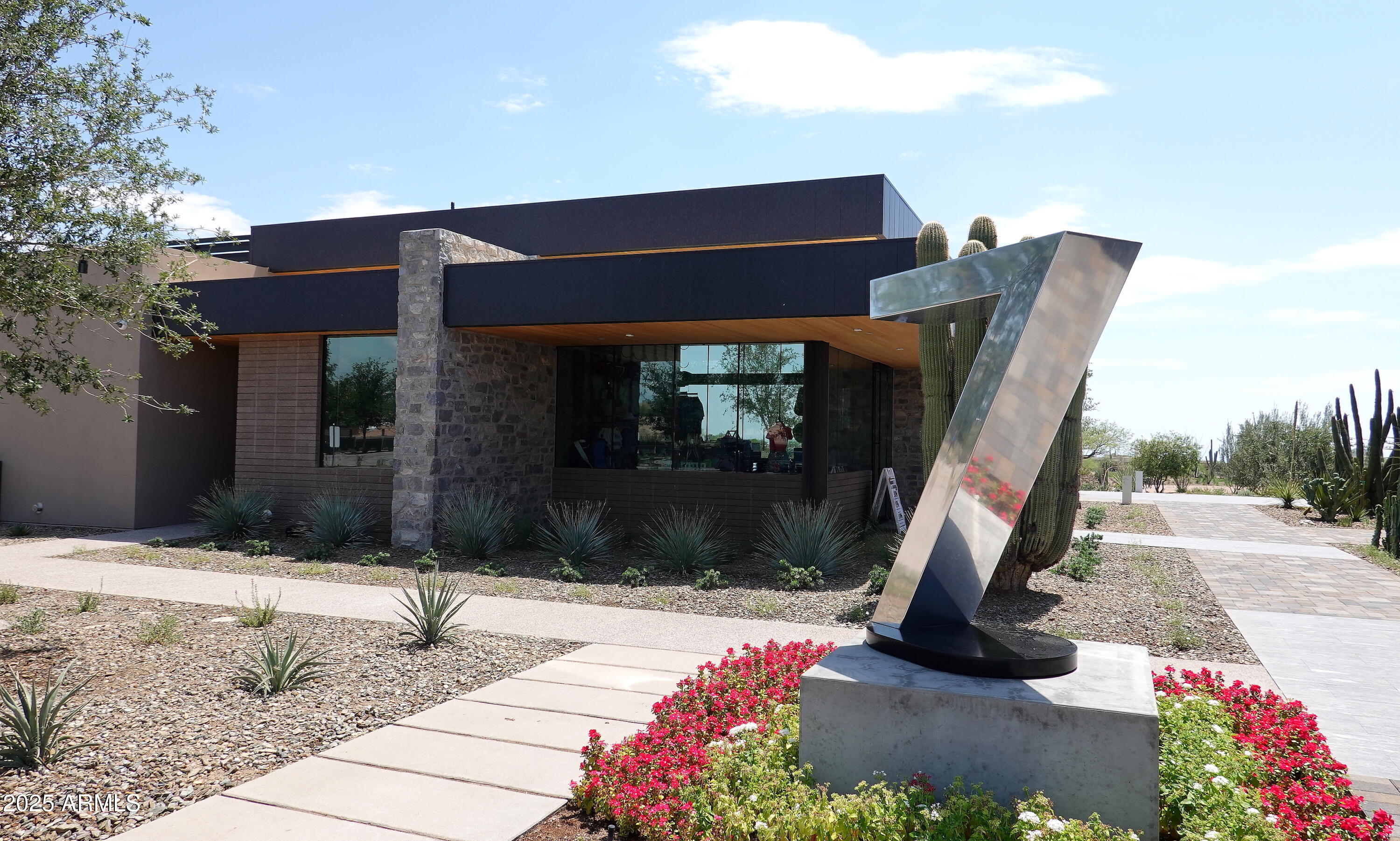 Scottsdale, Arizona, 85262, United States, 3 Bedrooms Bedrooms, ,4 BathroomsBathrooms,Residential,Active,1922527