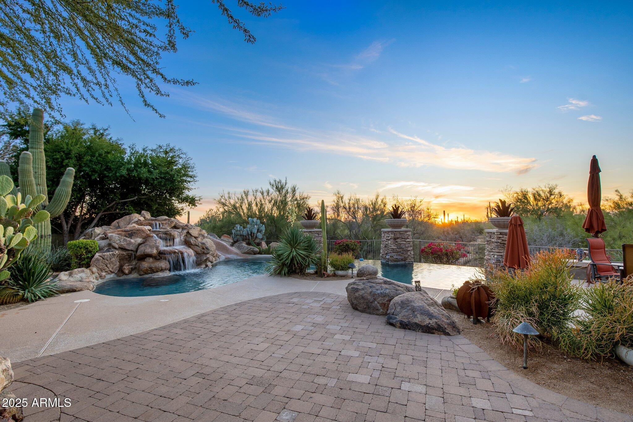 Scottsdale, Arizona, 85255, United States, 5 Bedrooms Bedrooms, ,6 BathroomsBathrooms,Residential,Active,1953434