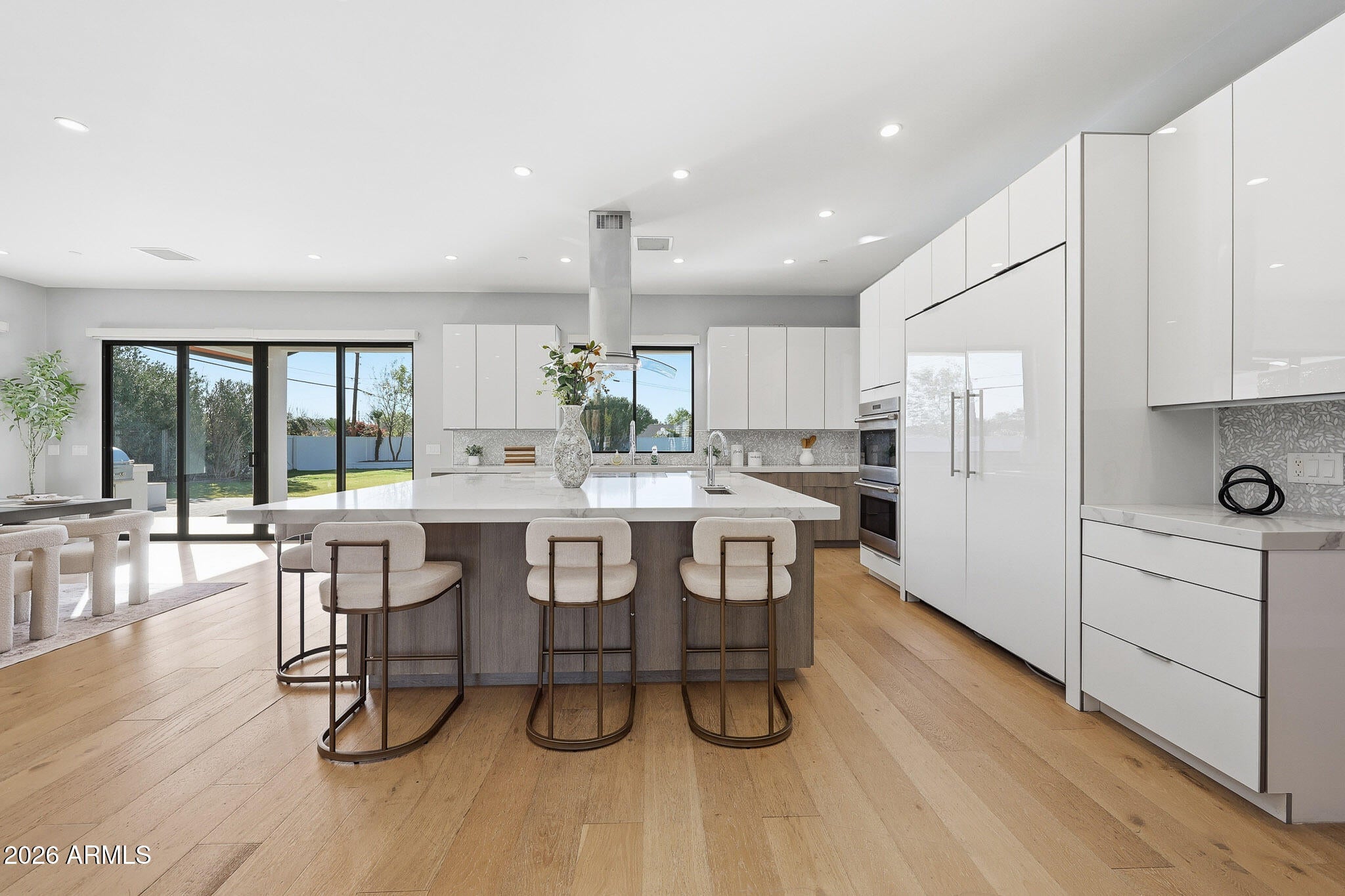 Phoenix, Arizona, 85018, United States, 6 Bedrooms Bedrooms, ,6 BathroomsBathrooms,Residential,Active,2012488