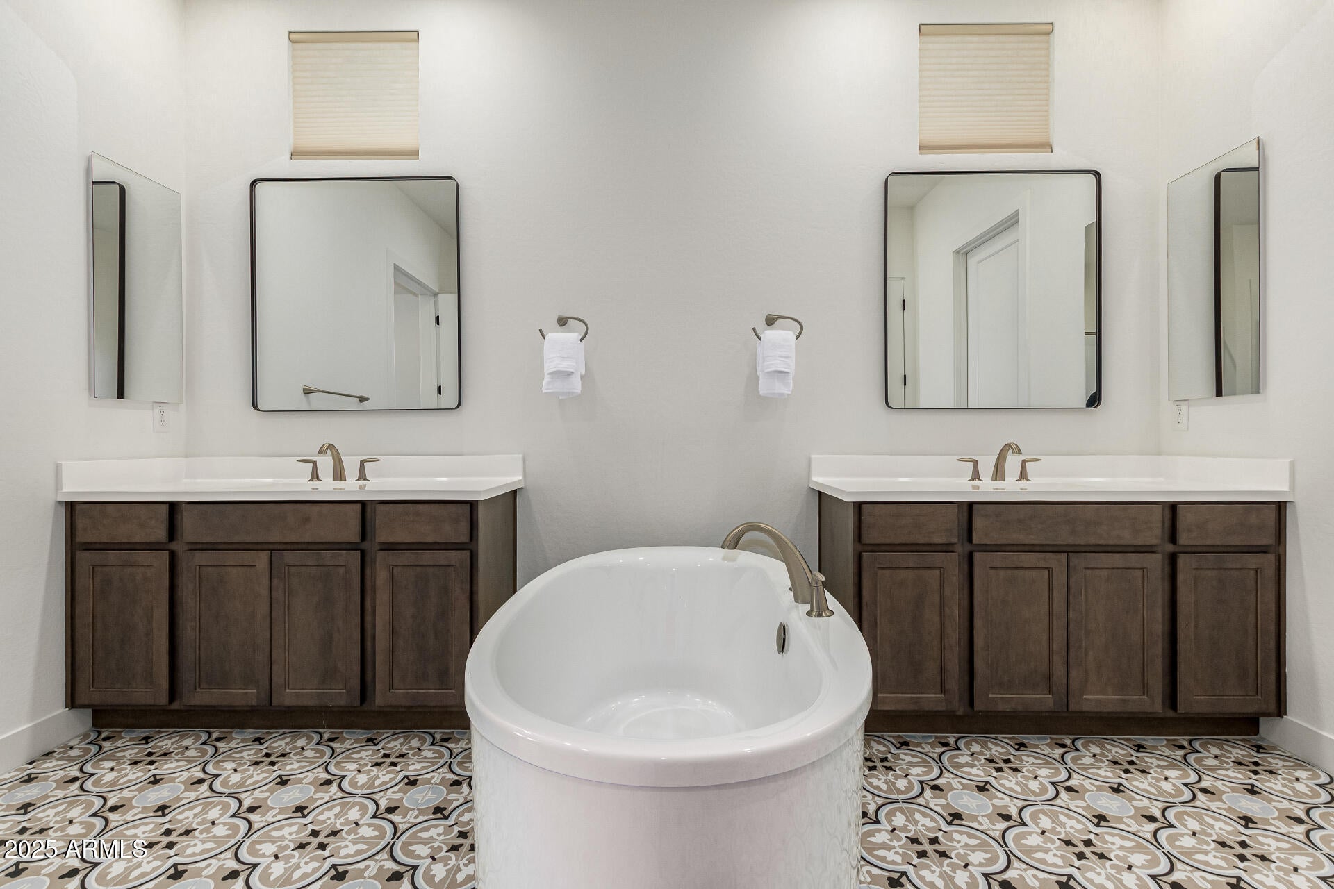 Surprise, Arizona, 85388, United States, 5 Bedrooms Bedrooms, ,5 BathroomsBathrooms,Residential,Active,1943788