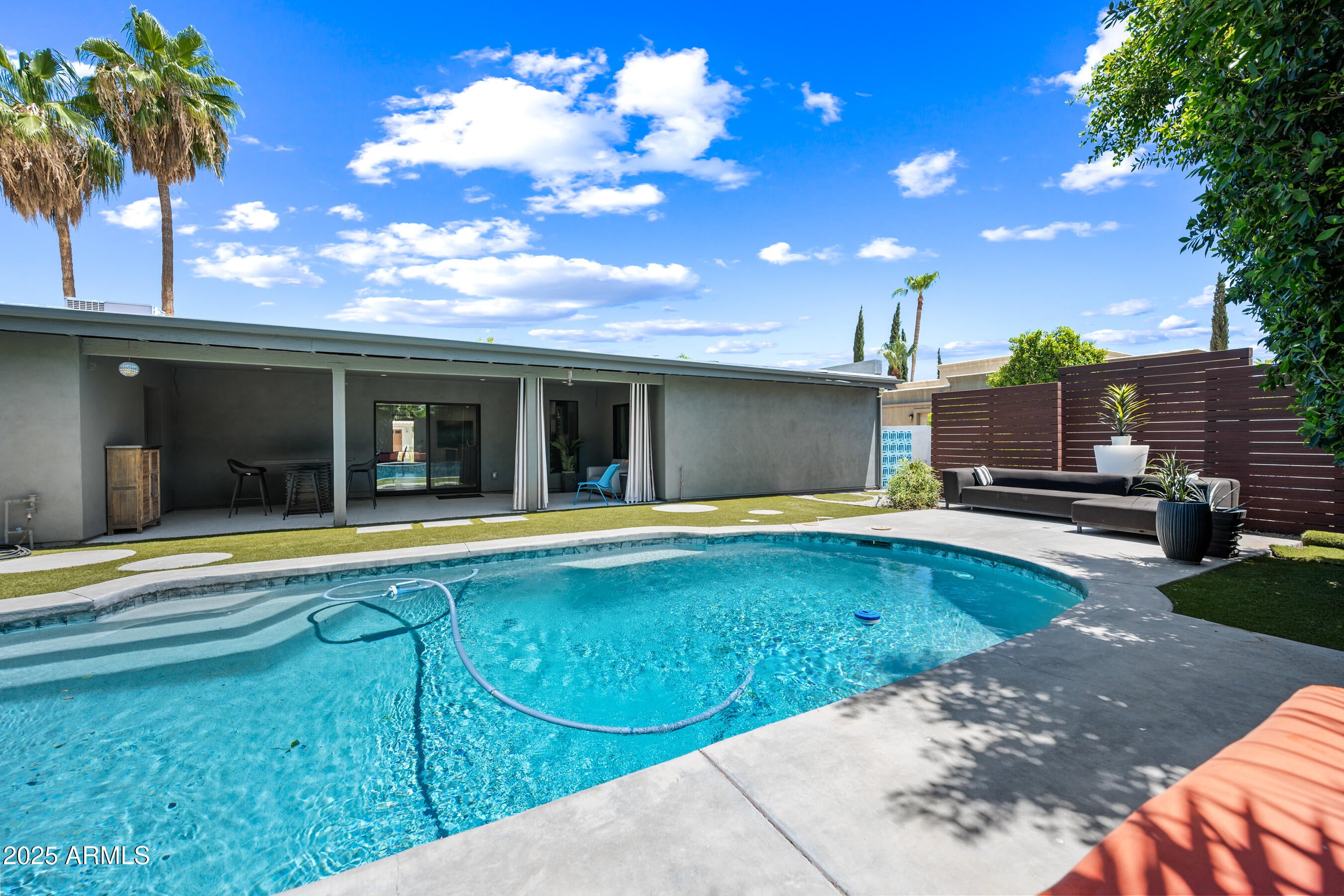 Scottsdale, Arizona, 85254, United States, 4 Bedrooms Bedrooms, ,2 BathroomsBathrooms,Residential,Active,1894530