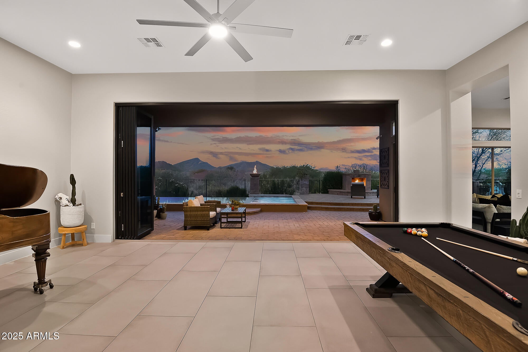 Anthem, Arizona, 85086, United States, 6 Bedrooms Bedrooms, ,5 BathroomsBathrooms,Residential,Active,1945242