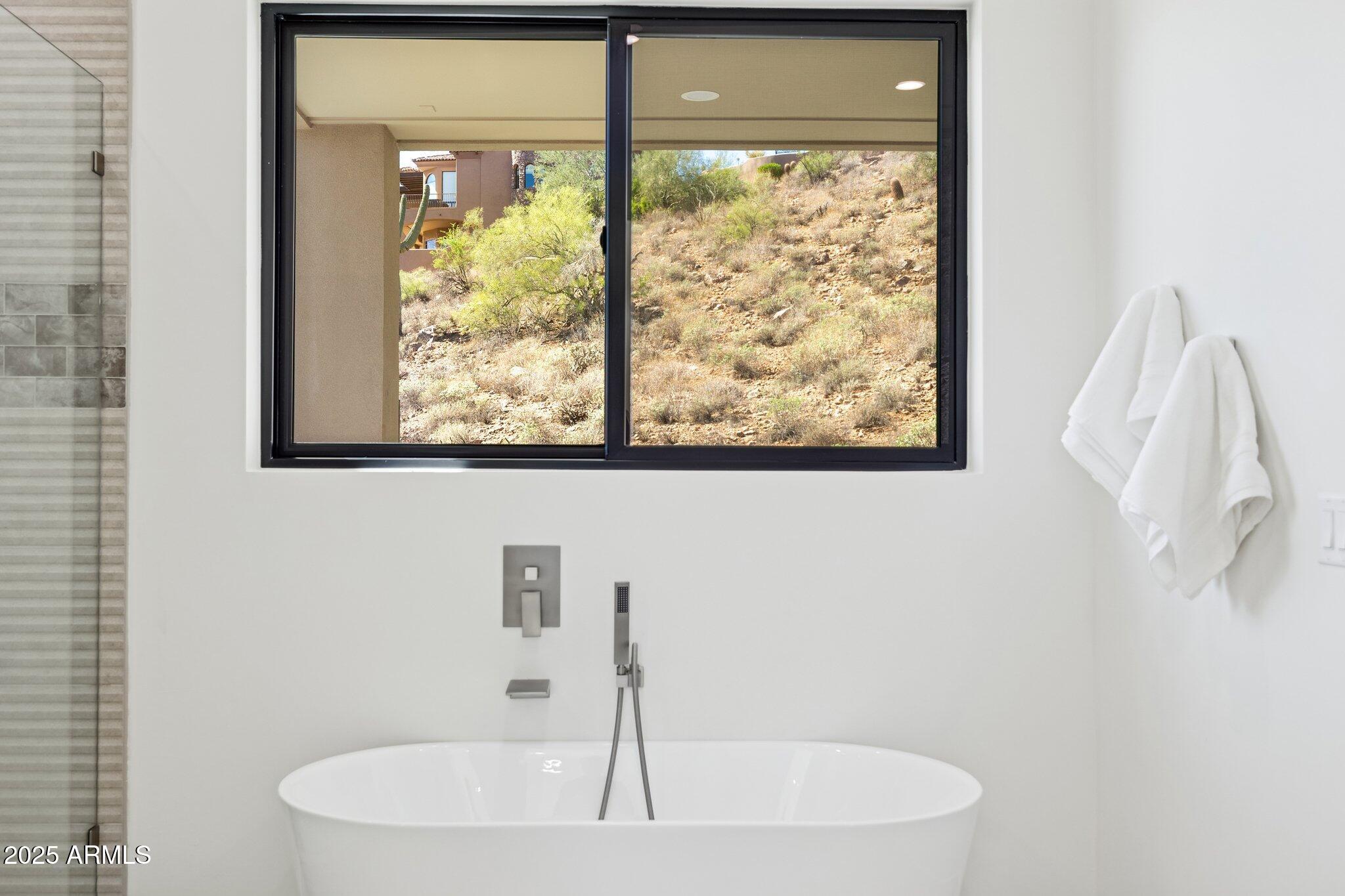 Fountain Hills, Arizona, 85268, United States, 3 Bedrooms Bedrooms, ,4 BathroomsBathrooms,Residential,Active,1969777