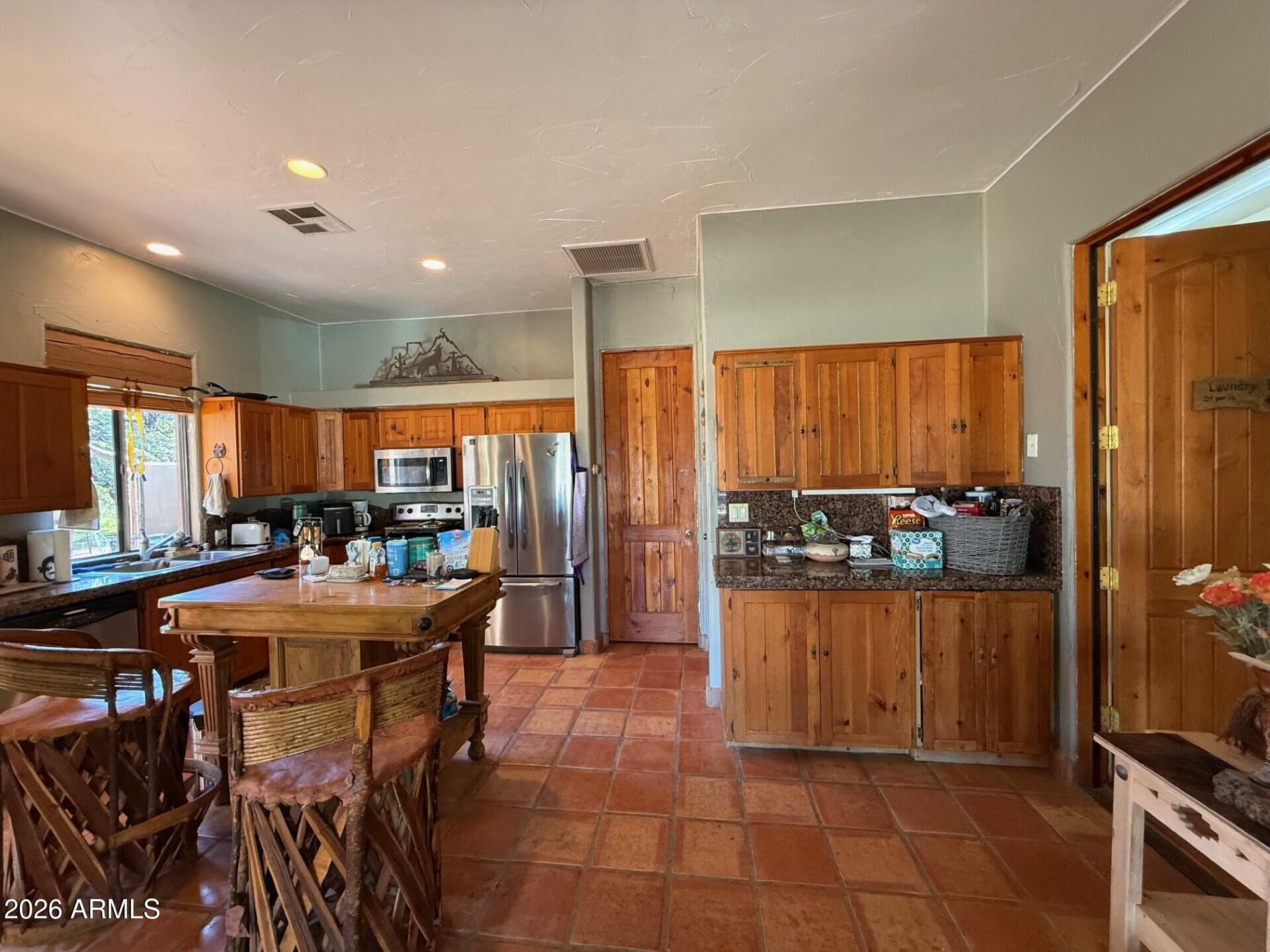 Surprise, Arizona, 85387, United States, 3 Bedrooms Bedrooms, ,2 BathroomsBathrooms,Residential,Active,2009173