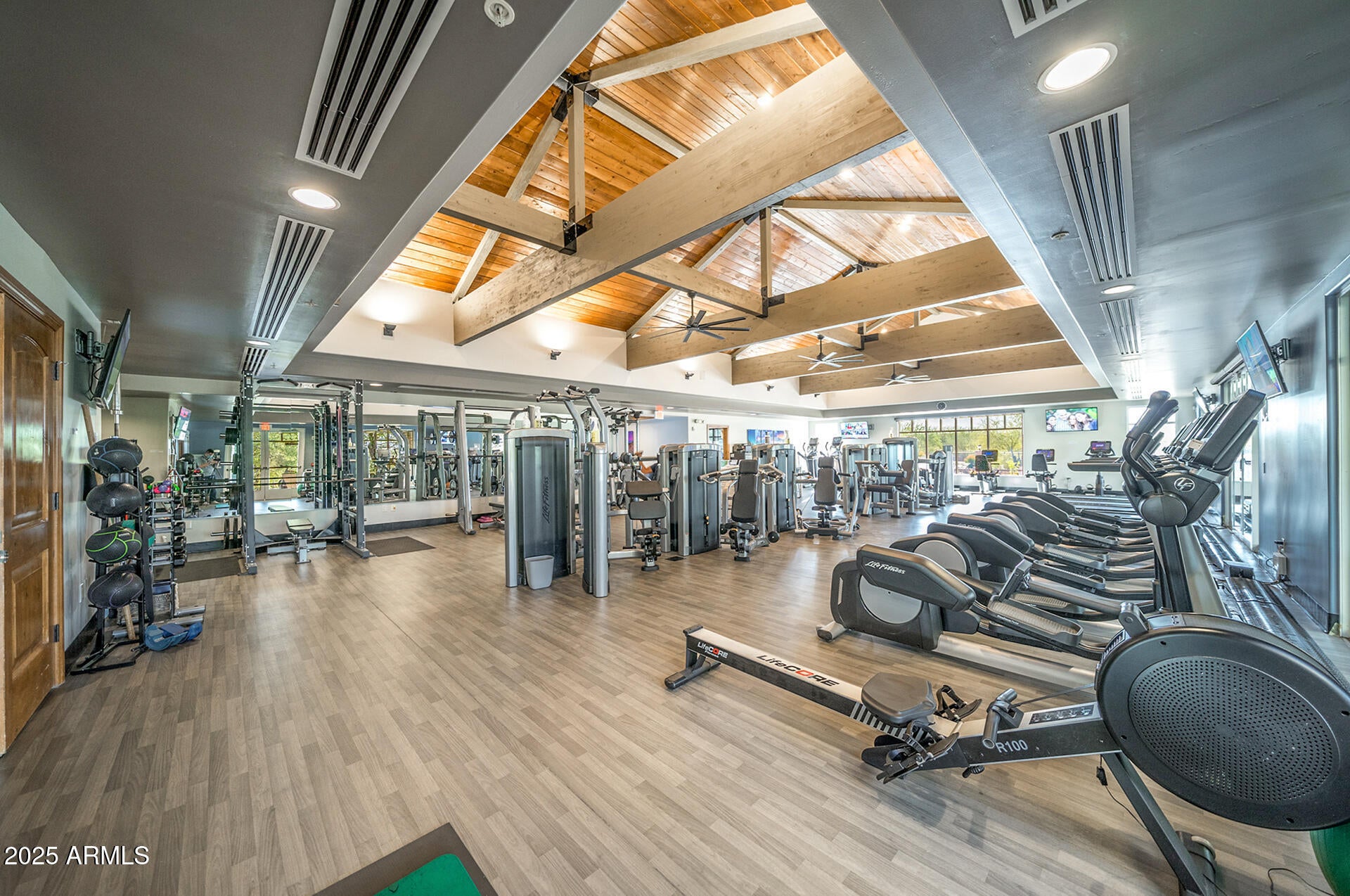 Mesa, Arizona, 85207, United States, 4 Bedrooms Bedrooms, ,3 BathroomsBathrooms,Residential,Active,1798058