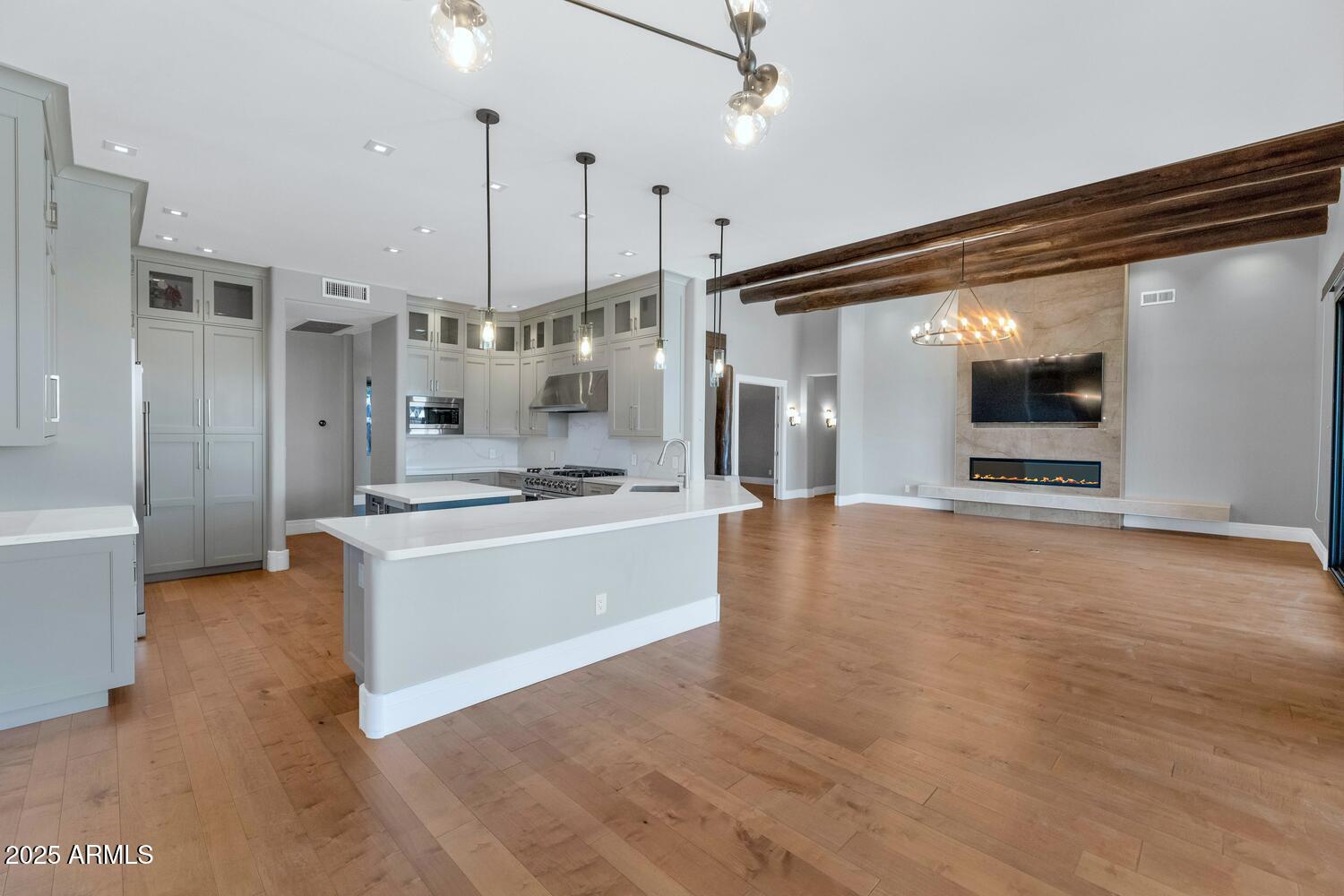 Glendale, Arizona, 85310, United States, 4 Bedrooms Bedrooms, ,4 BathroomsBathrooms,Residential,Active,1953274