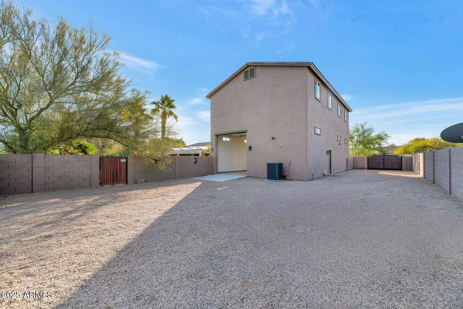 Surprise, Arizona, 85379, United States, 4 Bedrooms Bedrooms, ,5 BathroomsBathrooms,Residential,Active,2007331