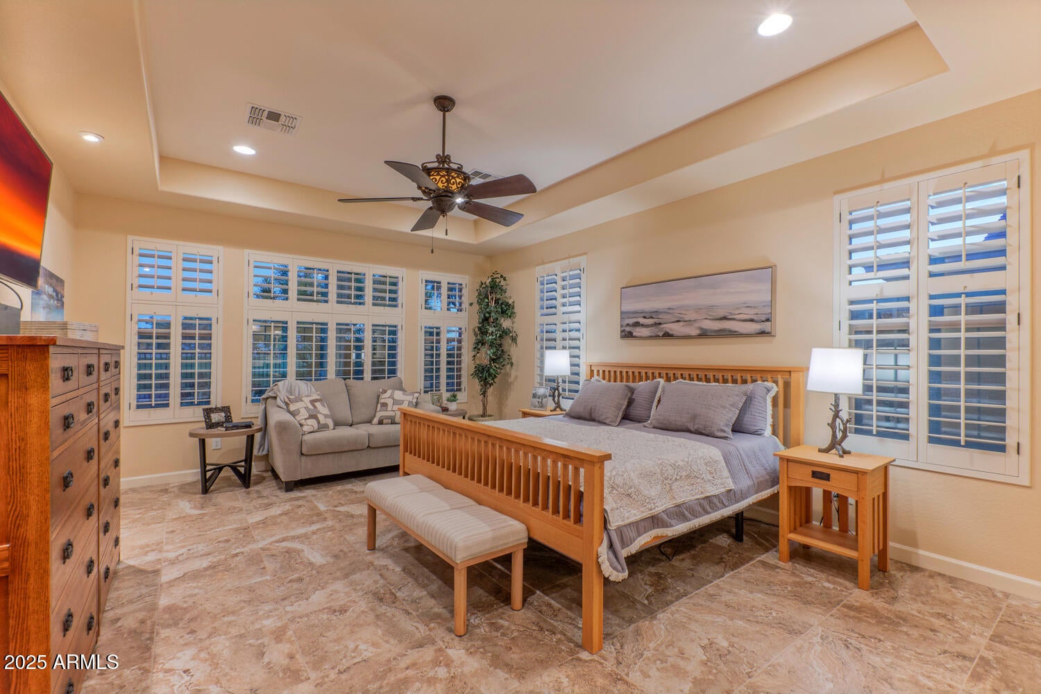 Goodyear, Arizona, 85395, United States, 4 Bedrooms Bedrooms, ,4 BathroomsBathrooms,Residential,Pending,1969760