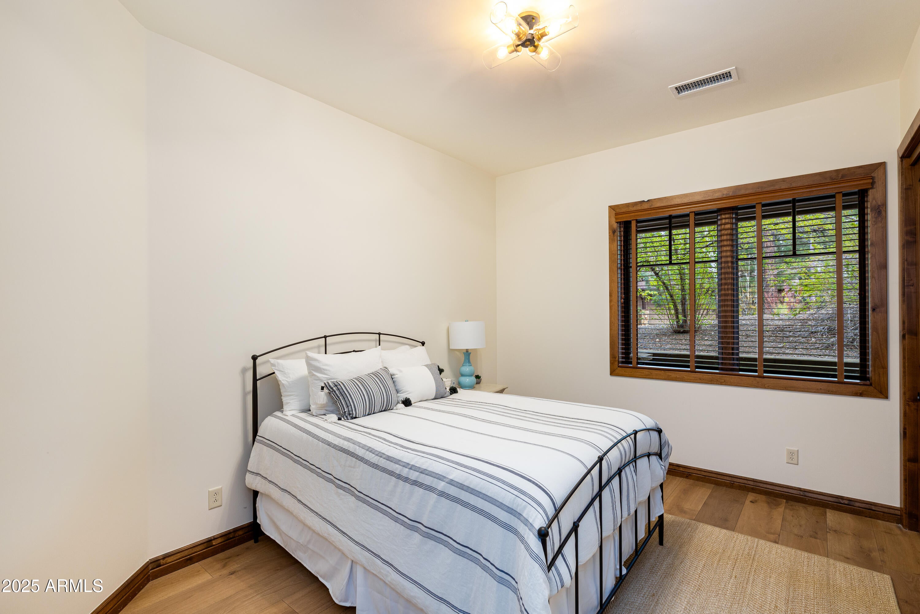 Flagstaff, Arizona, 86005, United States, 3 Bedrooms Bedrooms, ,2 BathroomsBathrooms,Residential,Active,1798236