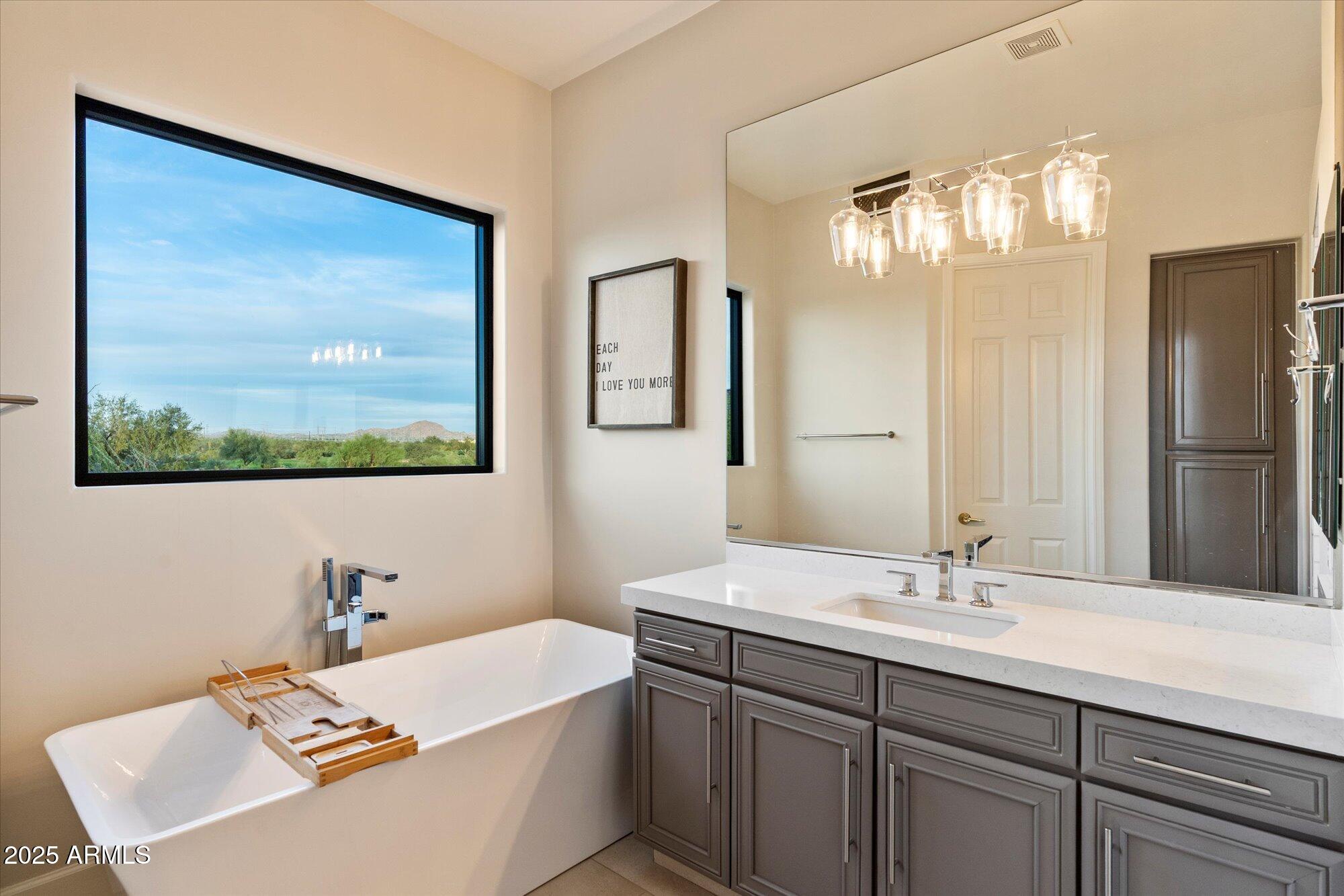 Phoenix, Arizona, 85054, United States, 4 Bedrooms Bedrooms, ,3 BathroomsBathrooms,Residential,Active,2008269