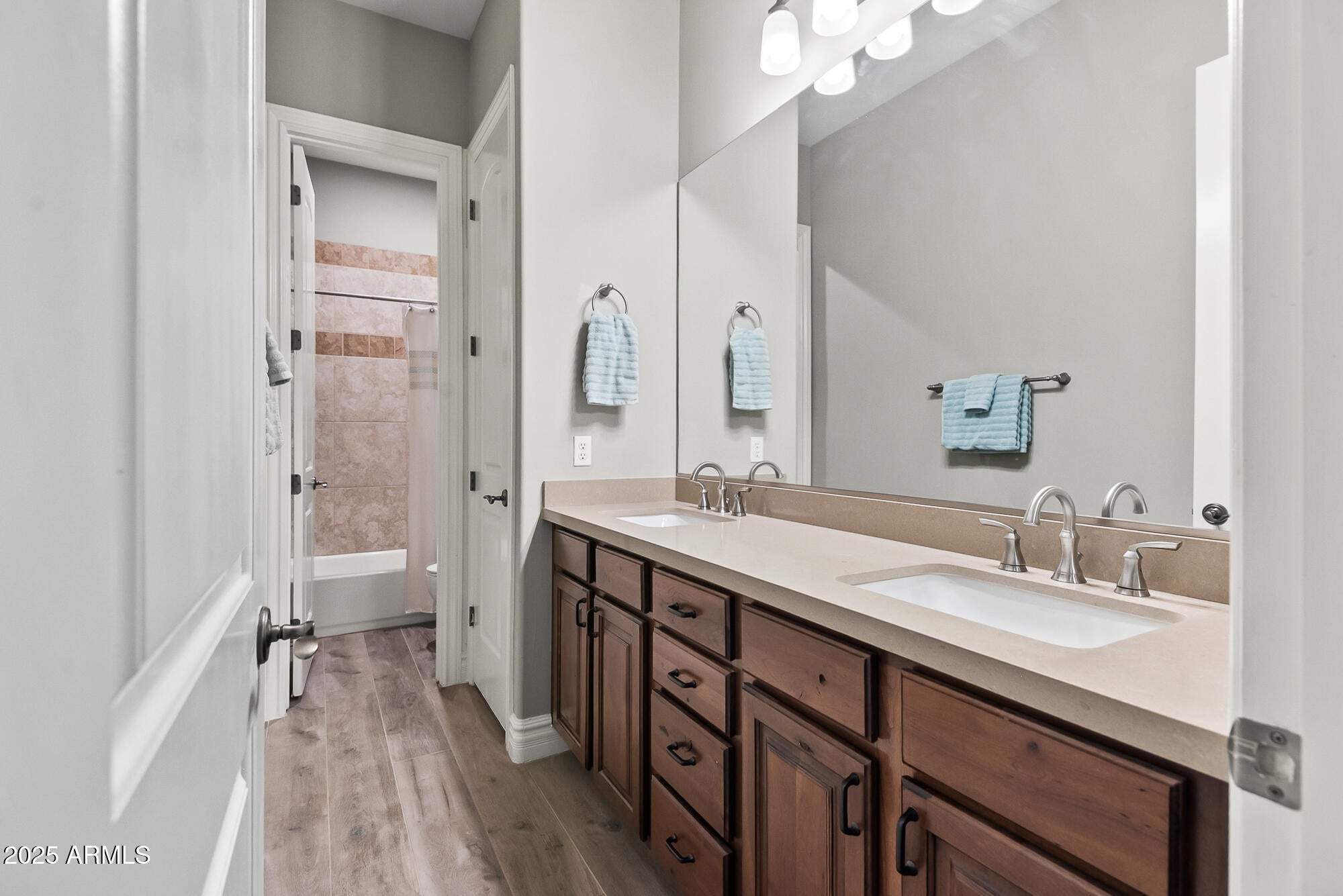 Queen Creek, Arizona, 85142, United States, 6 Bedrooms Bedrooms, ,5 BathroomsBathrooms,Residential,Active,1853633