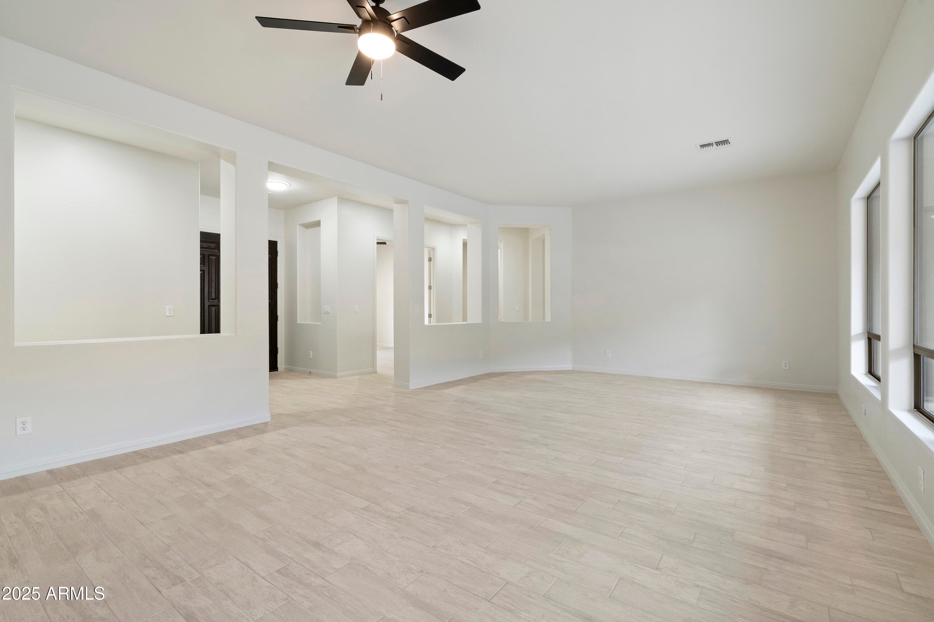 Anthem, Arizona, 85086, United States, 4 Bedrooms Bedrooms, ,3 BathroomsBathrooms,Residential,Active,1791405