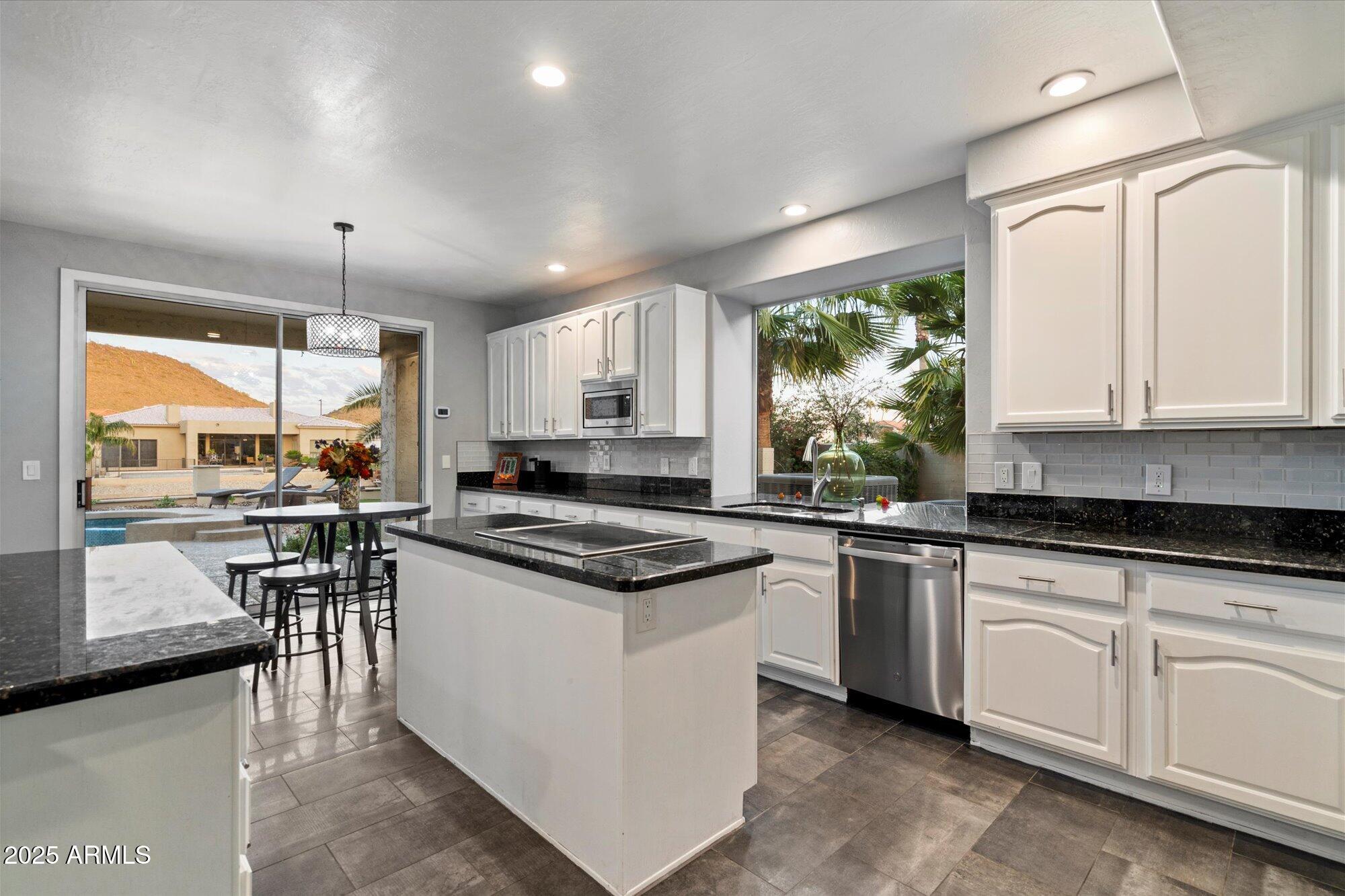 Glendale, Arizona, 85308, United States, 5 Bedrooms Bedrooms, ,4 BathroomsBathrooms,Residential,Active,1969681