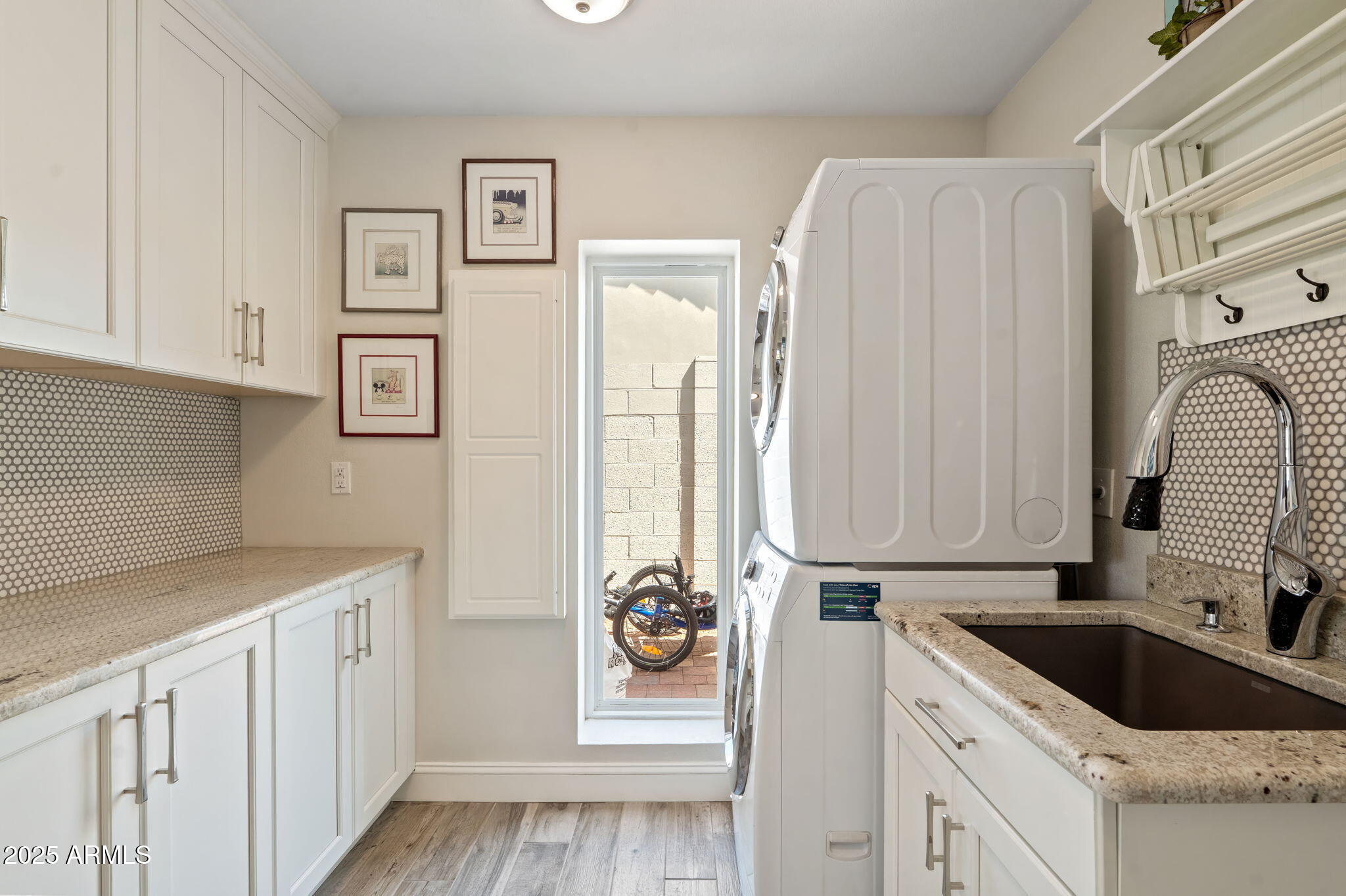 Scottsdale, Arizona, 85260, United States, 3 Bedrooms Bedrooms, ,4 BathroomsBathrooms,Residential,Active,1996578