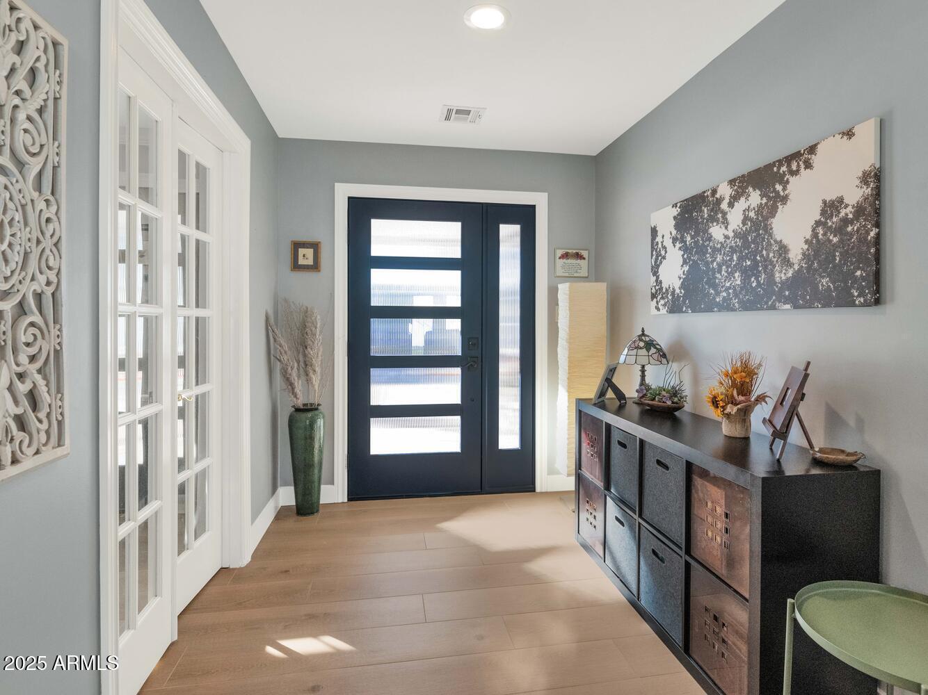 Phoenix, Arizona, 85018, United States, 4 Bedrooms Bedrooms, ,3 BathroomsBathrooms,Residential,Active,1990035