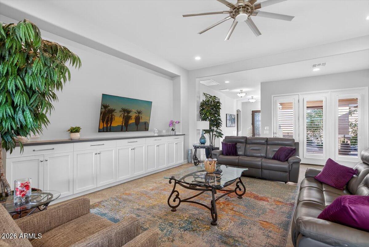Goodyear, Arizona, 85338, United States, 5 Bedrooms Bedrooms, ,4 BathroomsBathrooms,Residential,Active,2030981