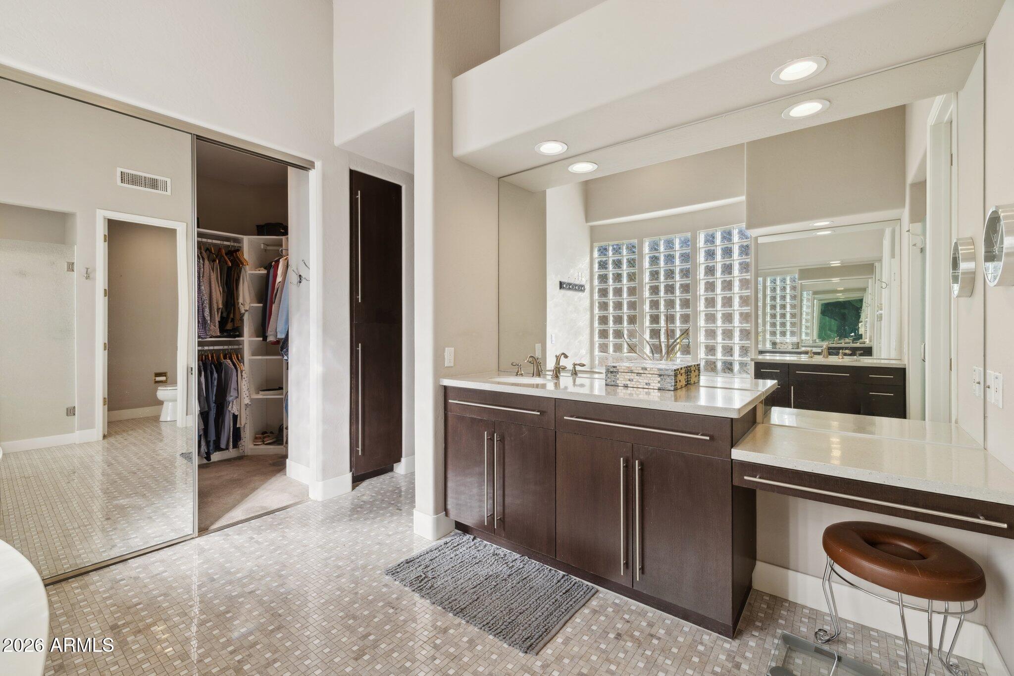 Fountain Hills, Arizona, 85268, United States, 3 Bedrooms Bedrooms, ,3 BathroomsBathrooms,Residential,Active,2010530