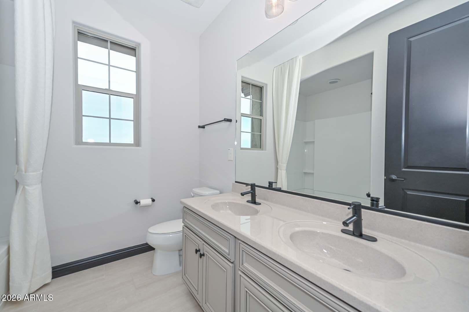 Peoria, Arizona, 85383, United States, 6 Bedrooms Bedrooms, ,5 BathroomsBathrooms,Residential,Active,2017881