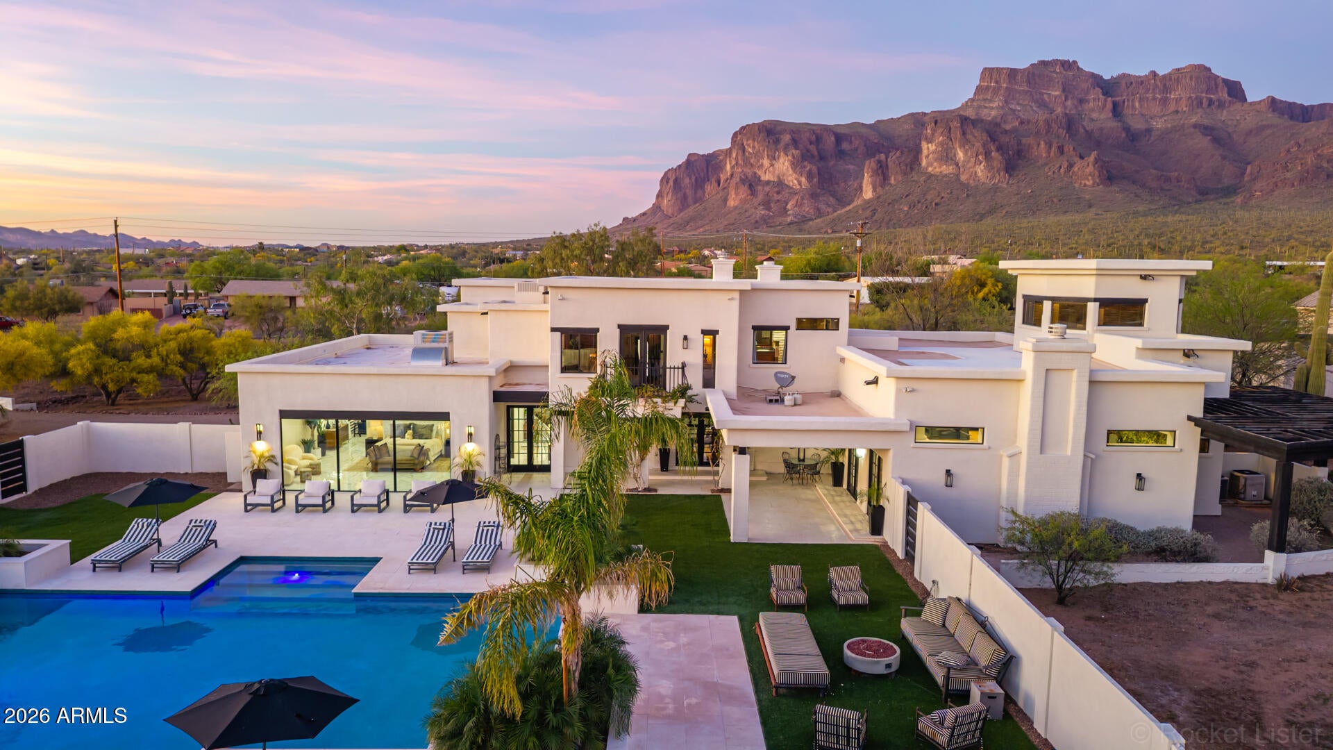 Apache Junction, Arizona, 85119, United States, 4 Bedrooms Bedrooms, ,4 BathroomsBathrooms,Residential,Active,2030090