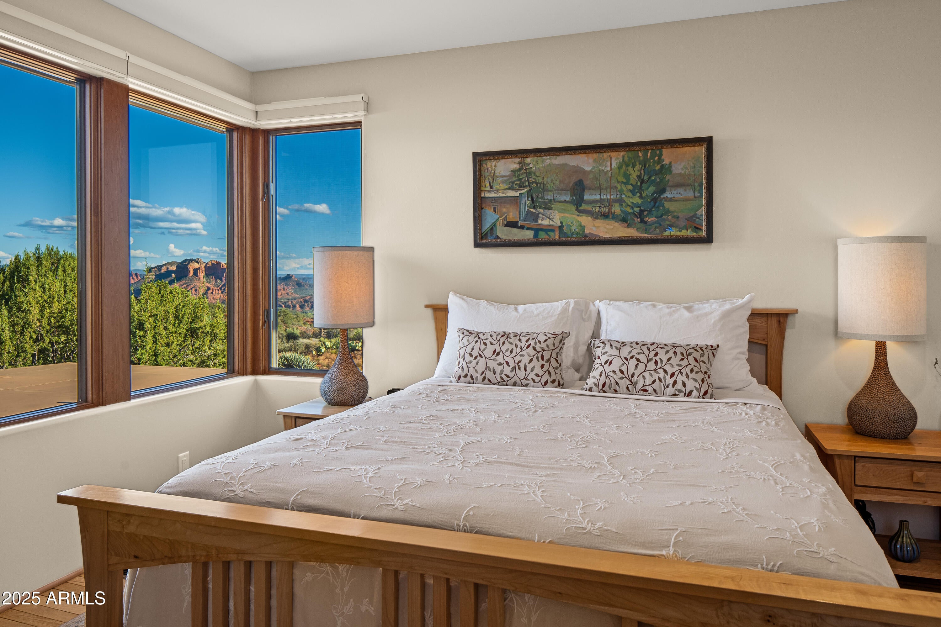 Sedona, Arizona, 86336, United States, 3 Bedrooms Bedrooms, ,4 BathroomsBathrooms,Residential,Active,1946525