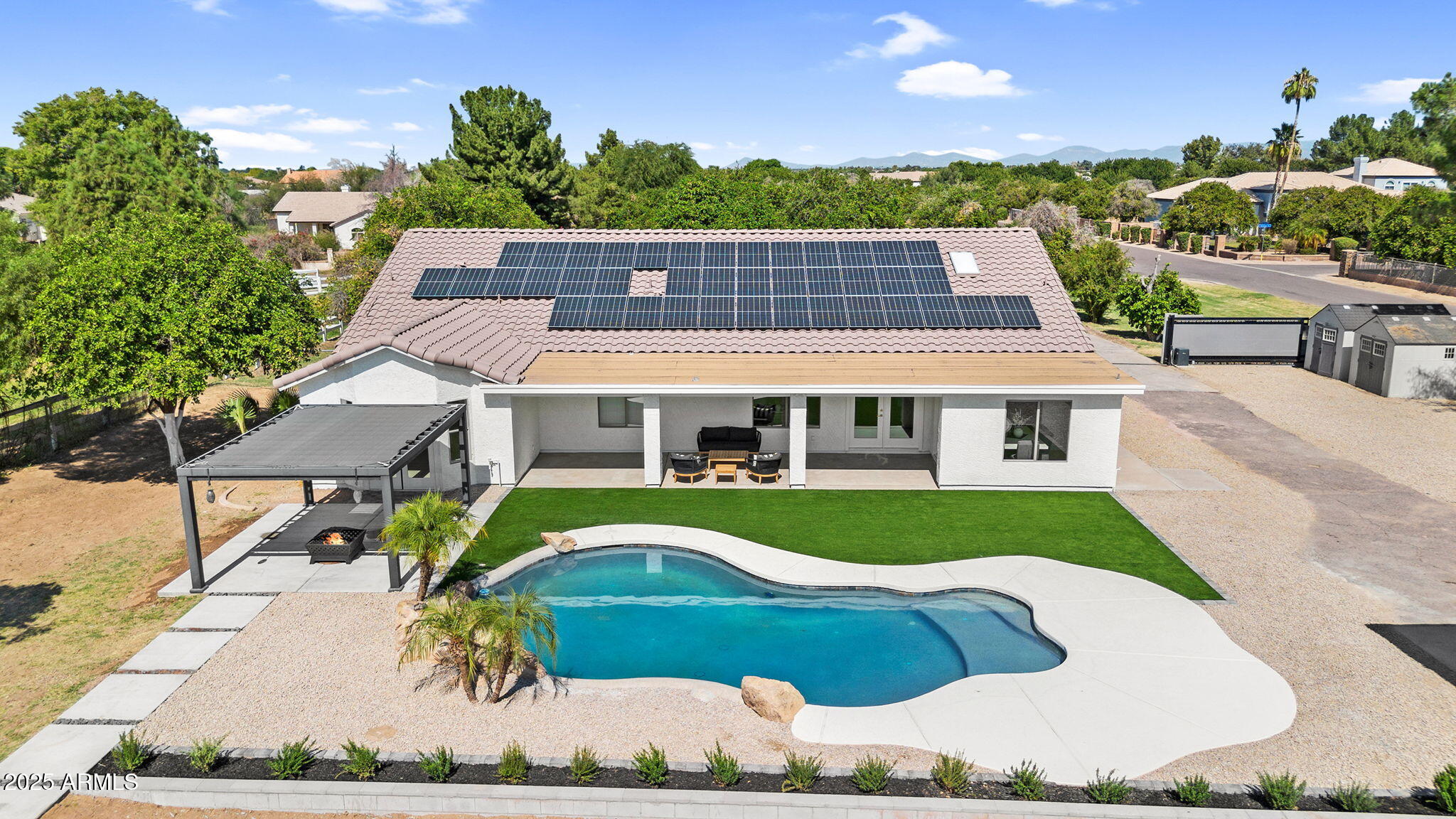 Gilbert, Arizona, 85298, United States, 5 Bedrooms Bedrooms, ,3 BathroomsBathrooms,Residential,Pending,2006857