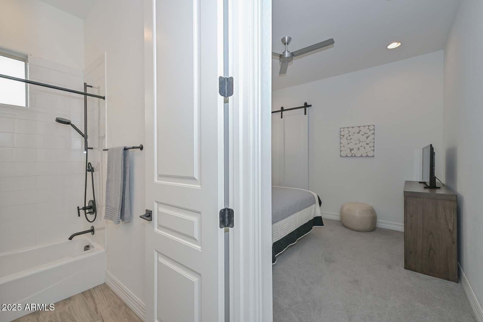 Peoria, Arizona, 85383, United States, 3 Bedrooms Bedrooms, ,4 BathroomsBathrooms,Residential,Active,2007344