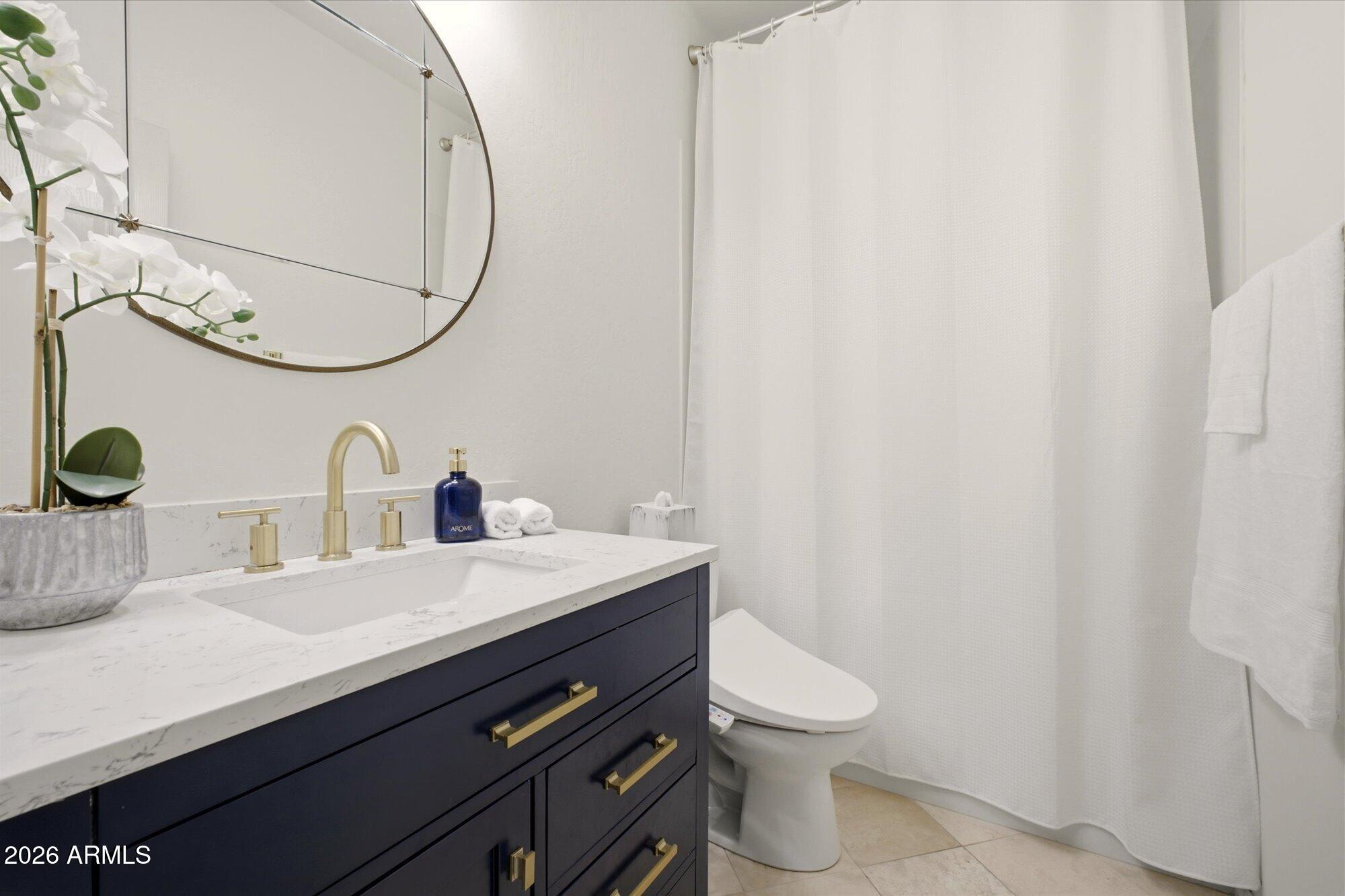 Scottsdale, Arizona, 85255, United States, 5 Bedrooms Bedrooms, ,3 BathroomsBathrooms,Residential,Contingent,2028545