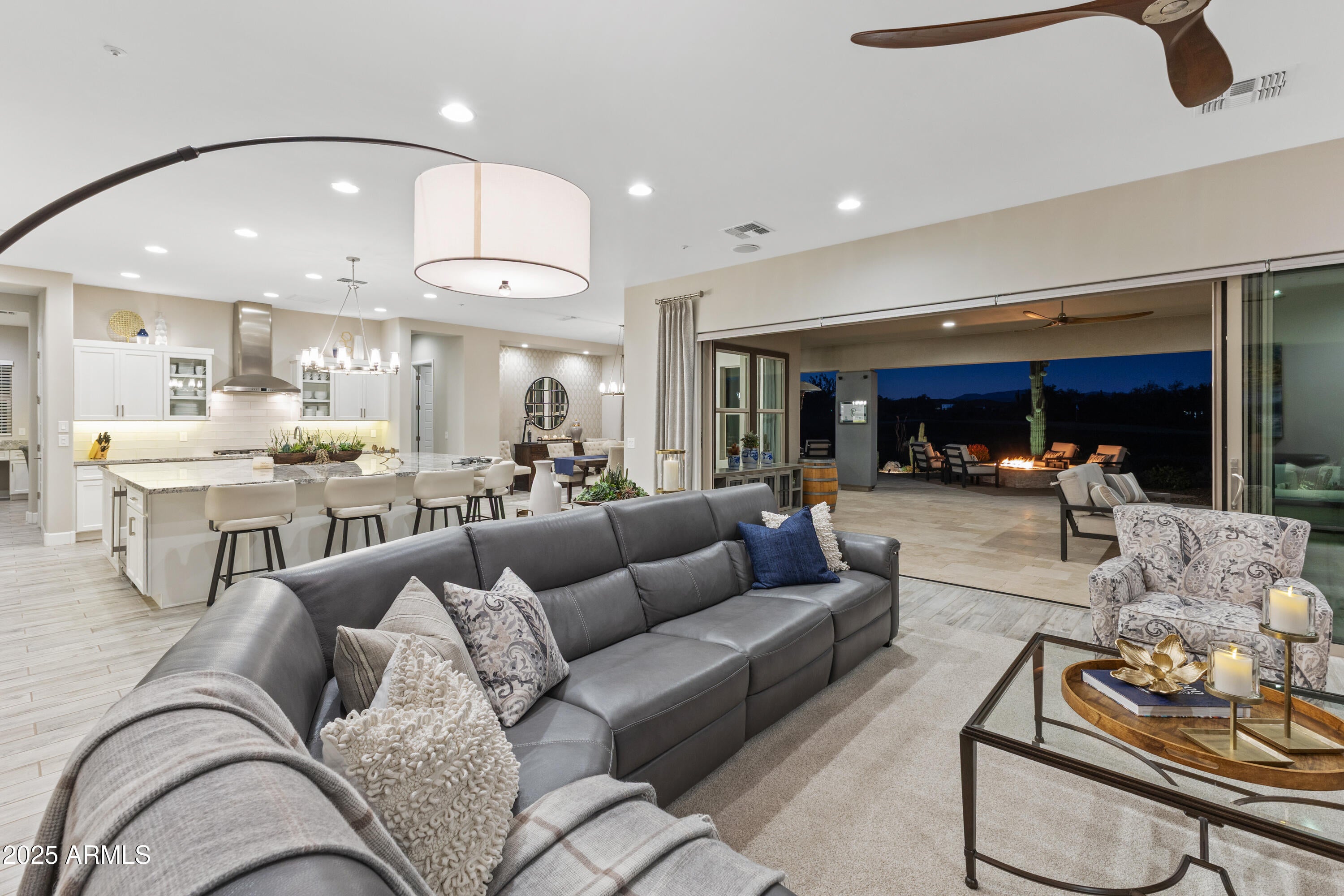 Rio Verde, Arizona, 85263, United States, 3 Bedrooms Bedrooms, ,4 BathroomsBathrooms,Residential,Contingent,2008339