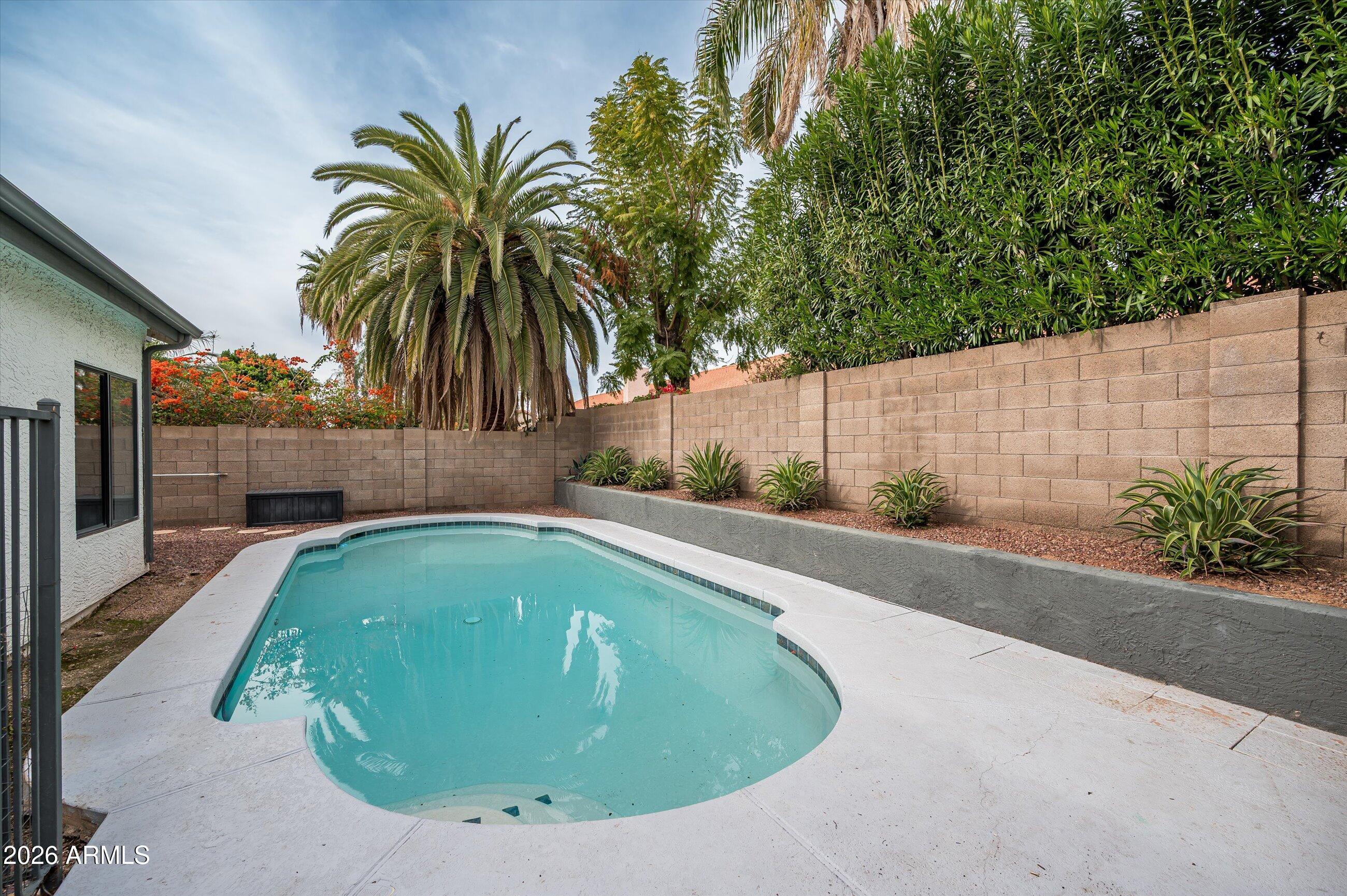 Scottsdale, Arizona, 85254, United States, 4 Bedrooms Bedrooms, ,2 BathroomsBathrooms,Residential,Active,2012483