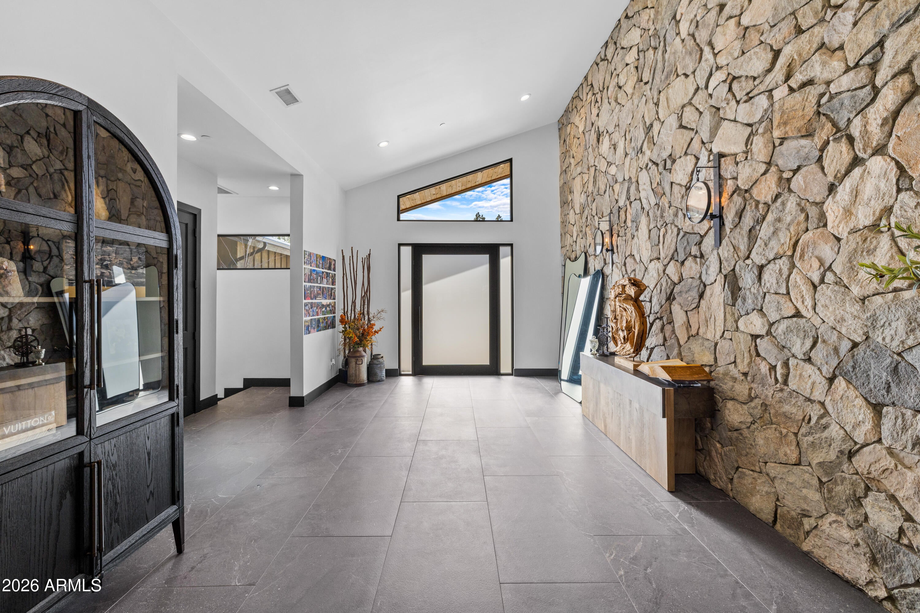 Flagstaff, Arizona, 86005, United States, 4 Bedrooms Bedrooms, ,4 BathroomsBathrooms,Residential,Active,2010909