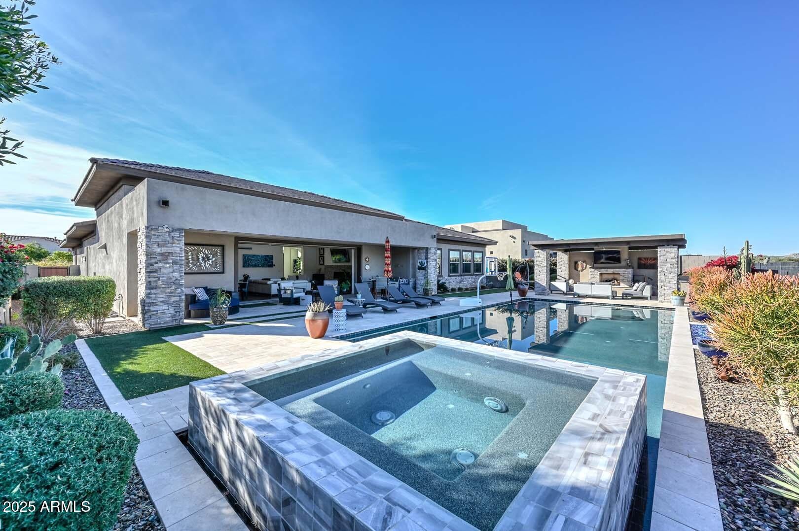 Peoria, Arizona, 85383, United States, 3 Bedrooms Bedrooms, ,4 BathroomsBathrooms,Residential,Active,2007344