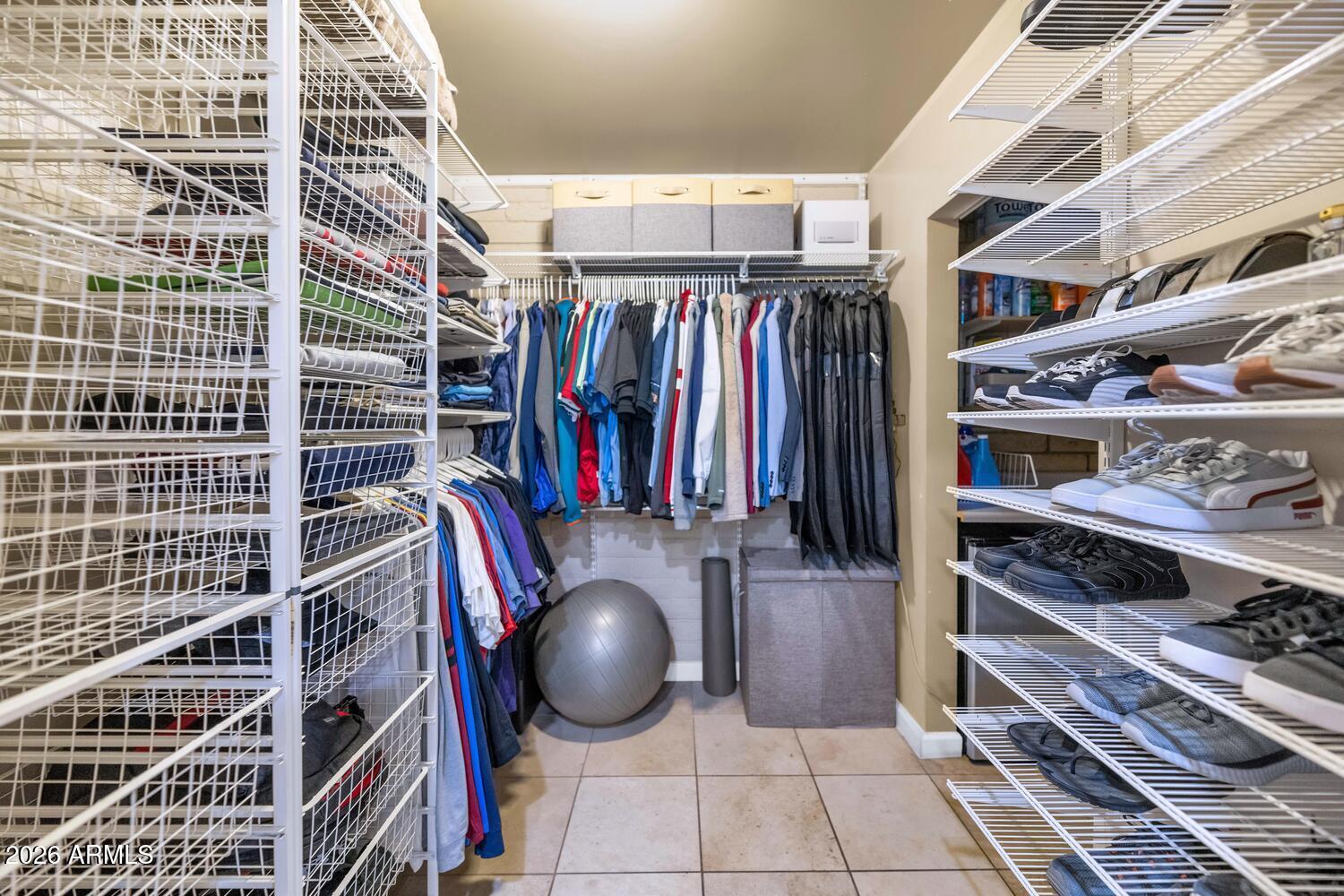 Phoenix, Arizona, 85020, United States, 2 Bedrooms Bedrooms, ,2 BathroomsBathrooms,Residential,Active,2012213