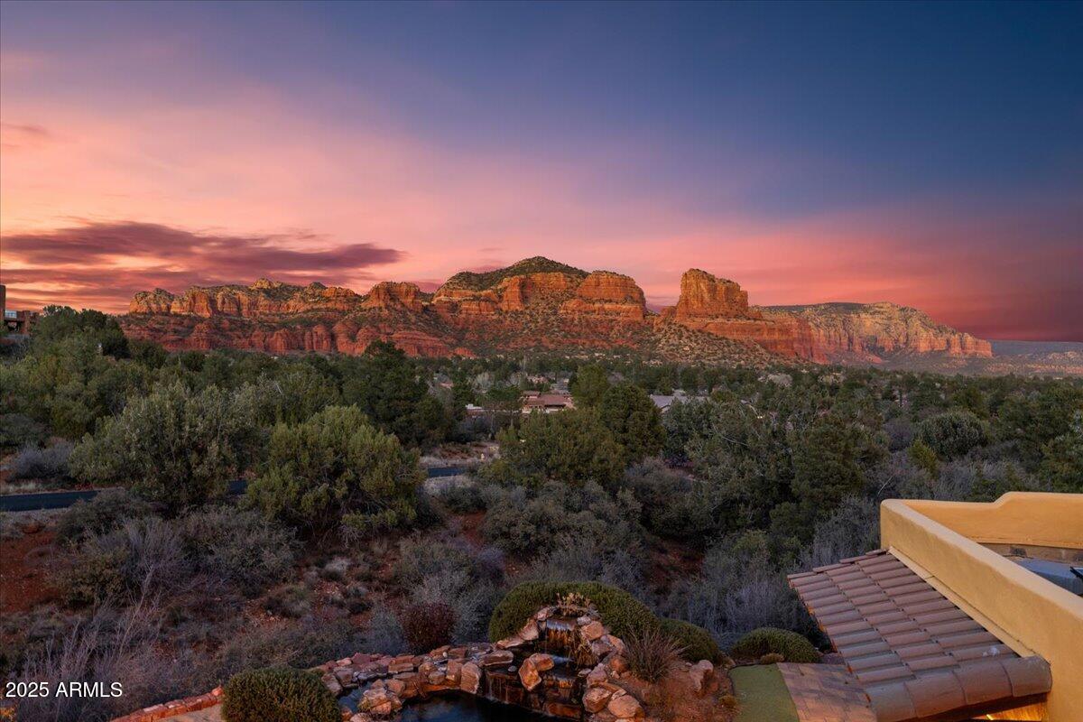 Sedona, Arizona, 86351, United States, 5 Bedrooms Bedrooms, ,5 BathroomsBathrooms,Residential,Active,1951787