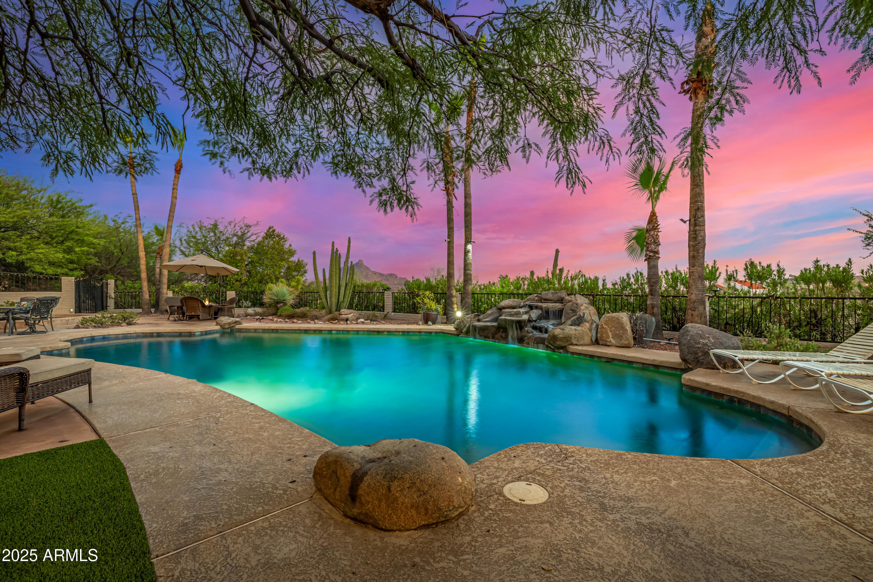 Fountain Hills, Arizona, 85268, United States, 5 Bedrooms Bedrooms, ,4 BathroomsBathrooms,Residential,Active,1988706