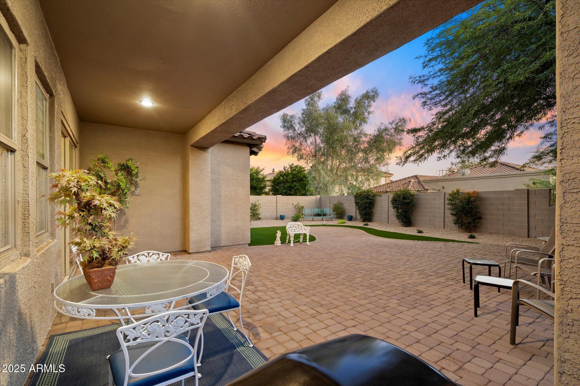 Phoenix, Arizona, 85050, United States, 4 Bedrooms Bedrooms, ,3 BathroomsBathrooms,Residential,Active,1973371