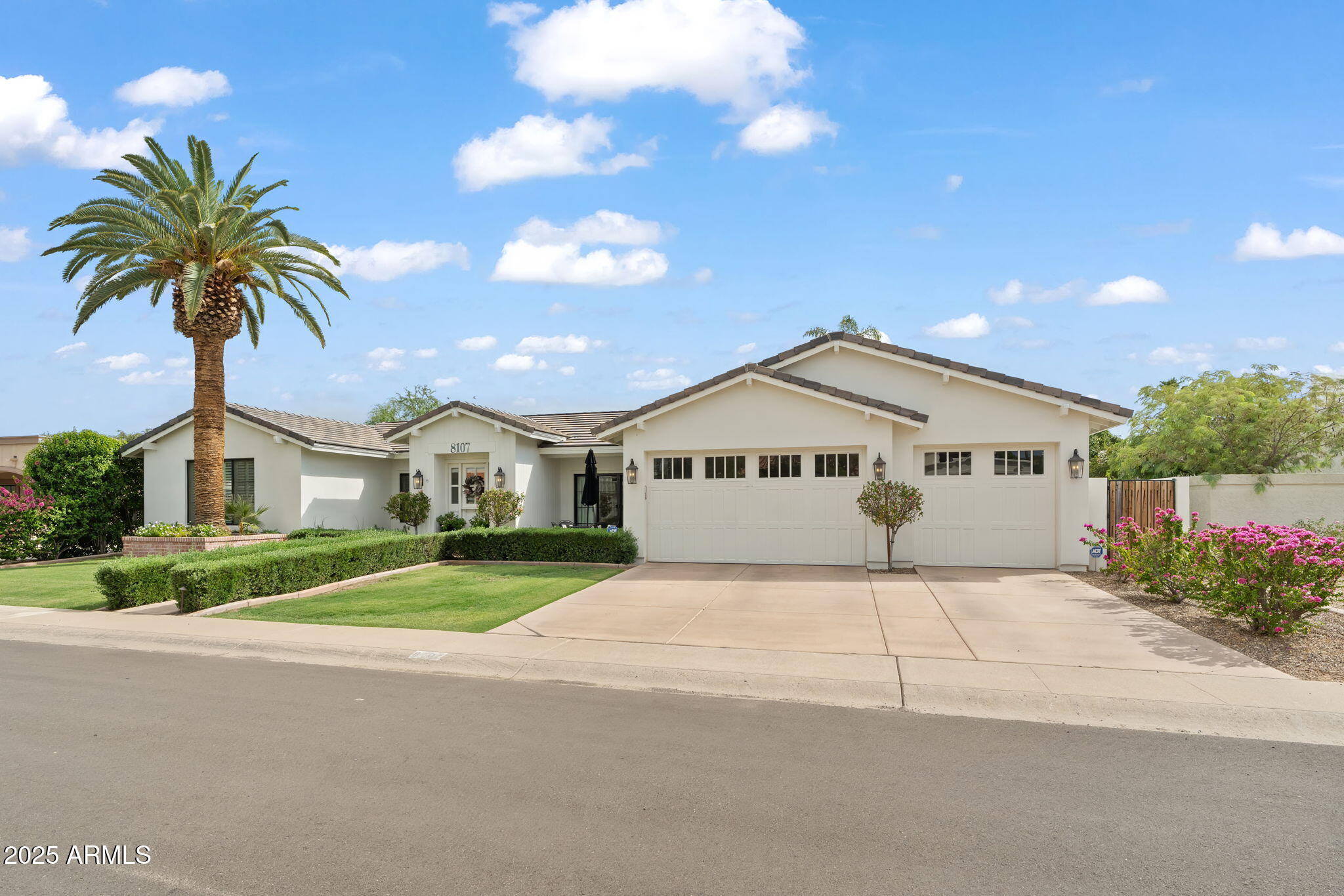 Scottsdale, Arizona, 85258, United States, 5 Bedrooms Bedrooms, ,4 BathroomsBathrooms,Residential,Active,1964508