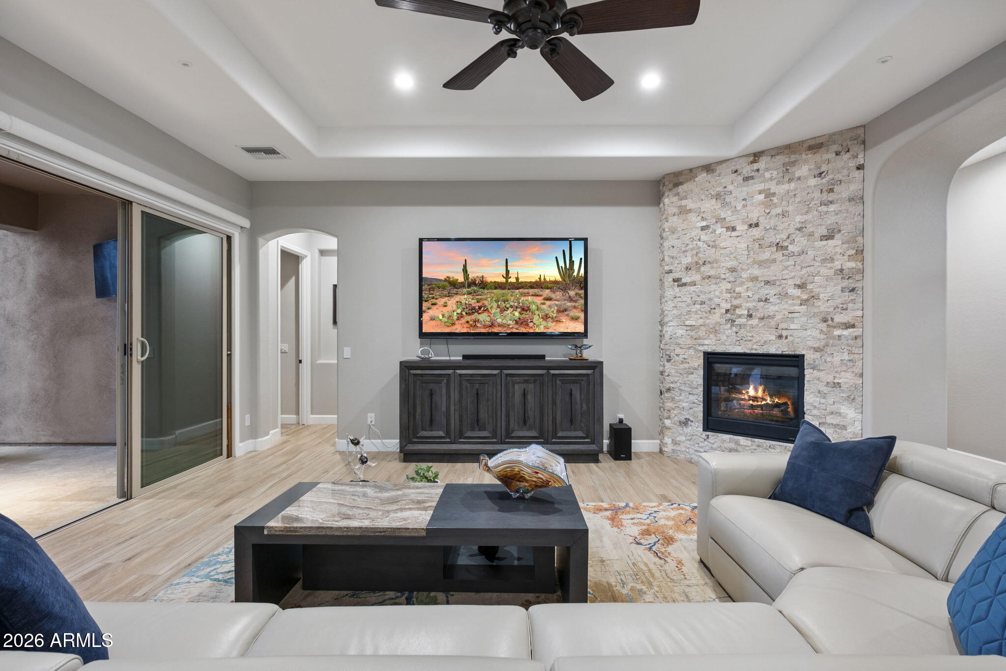 Peoria, Arizona, 85383, United States, 3 Bedrooms Bedrooms, ,4 BathroomsBathrooms,Residential,Active,2013903