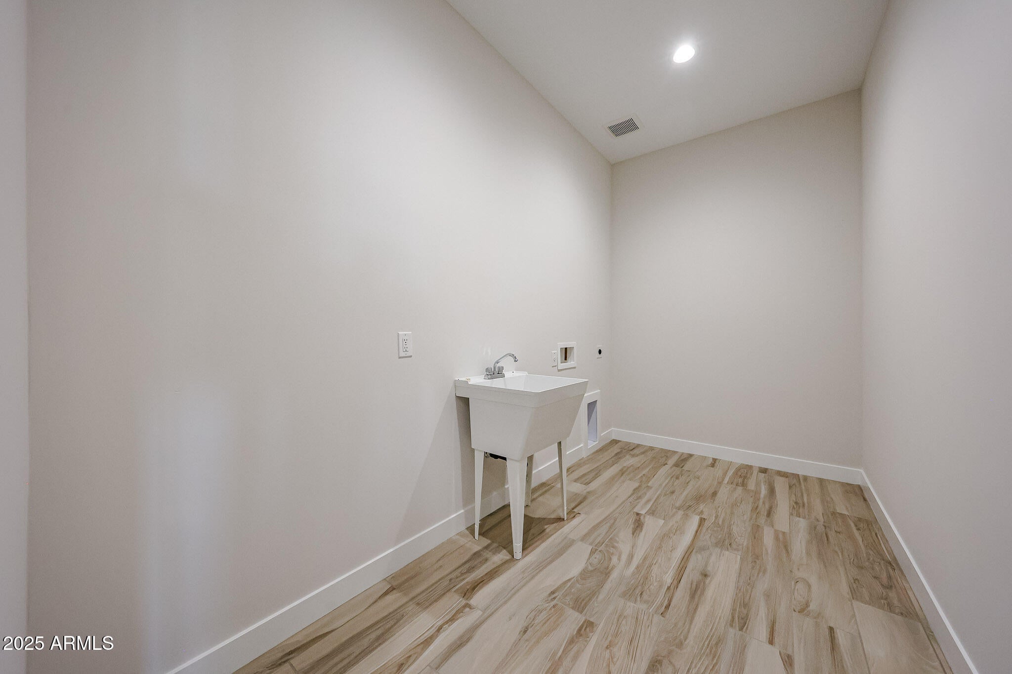 Scottsdale, Arizona, 85262, United States, 4 Bedrooms Bedrooms, ,4 BathroomsBathrooms,Residential,Active,2012891