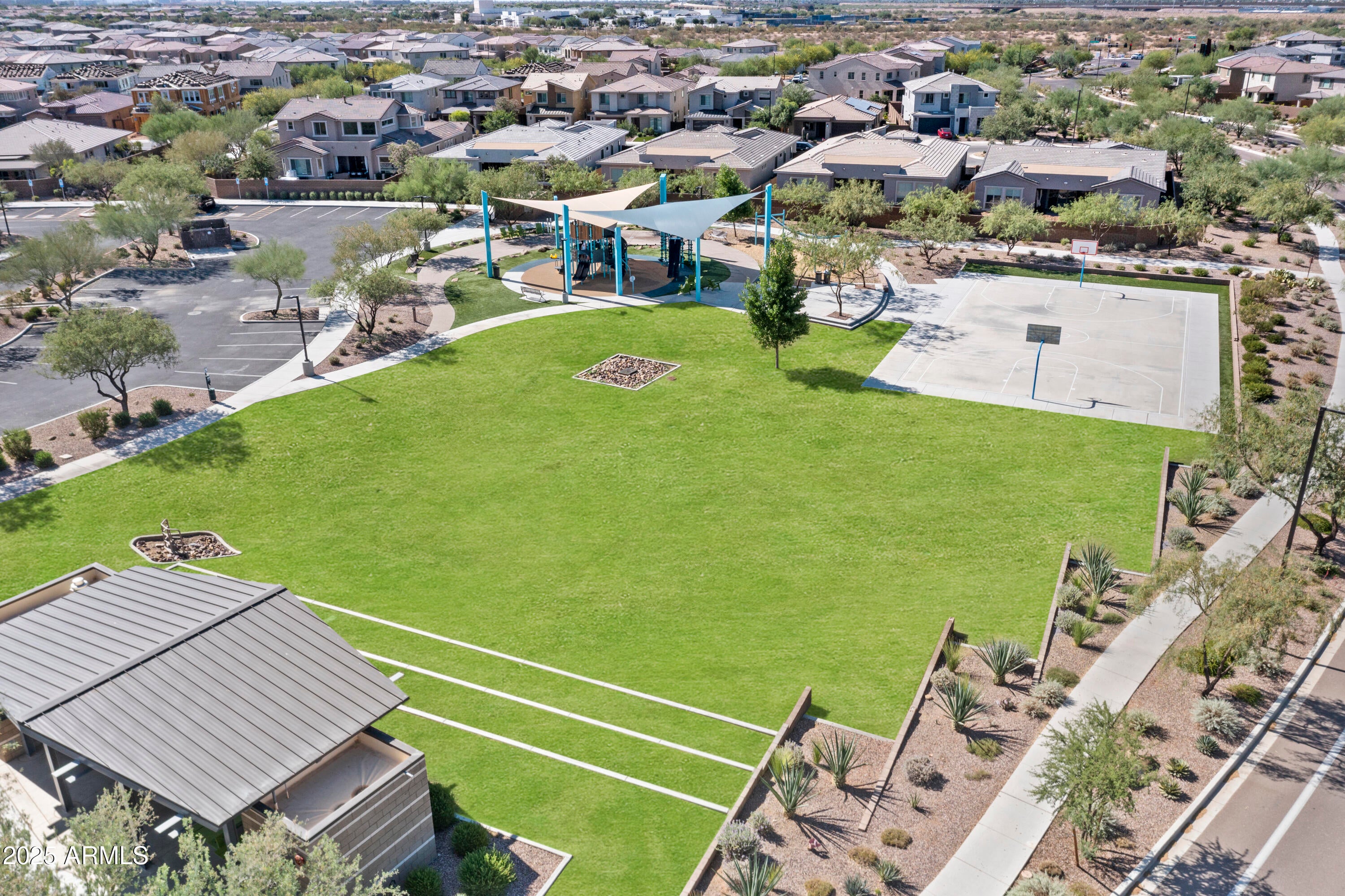 Phoenix, Arizona, 85050, United States, 4 Bedrooms Bedrooms, ,4 BathroomsBathrooms,Residential,Active,2007184