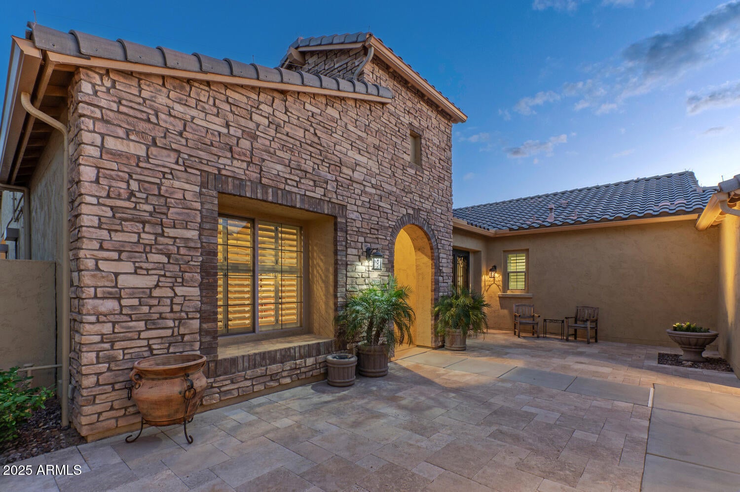 Goodyear, Arizona, 85395, United States, 4 Bedrooms Bedrooms, ,4 BathroomsBathrooms,Residential,Pending,1969760