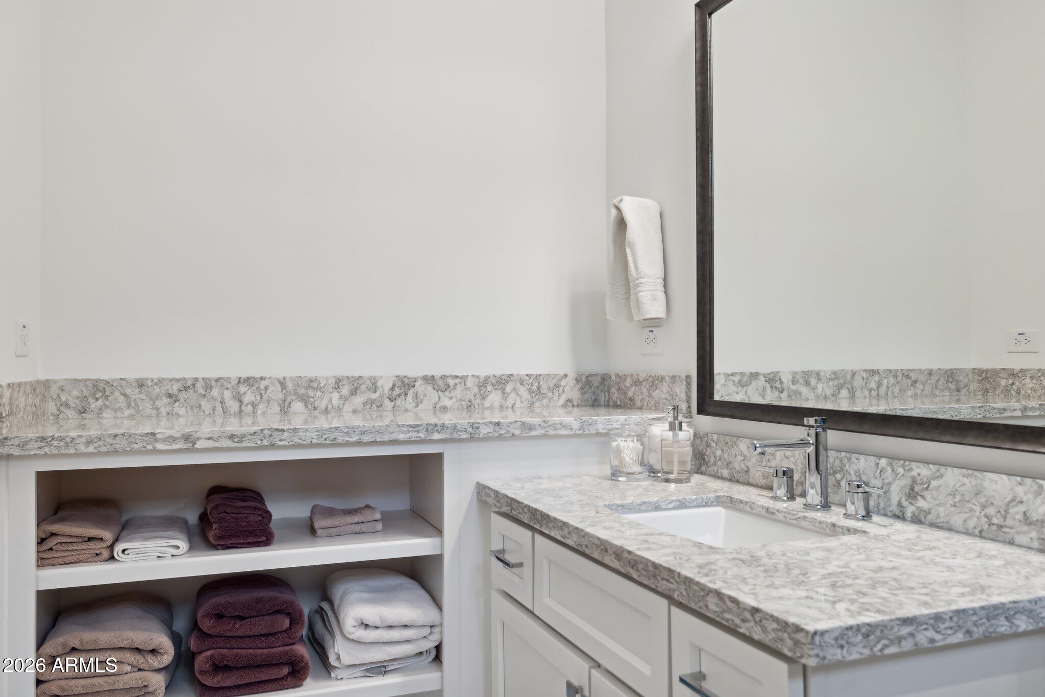 Rio Verde, Arizona, 85263, United States, 3 Bedrooms Bedrooms, ,4 BathroomsBathrooms,Residential,Active,2014963