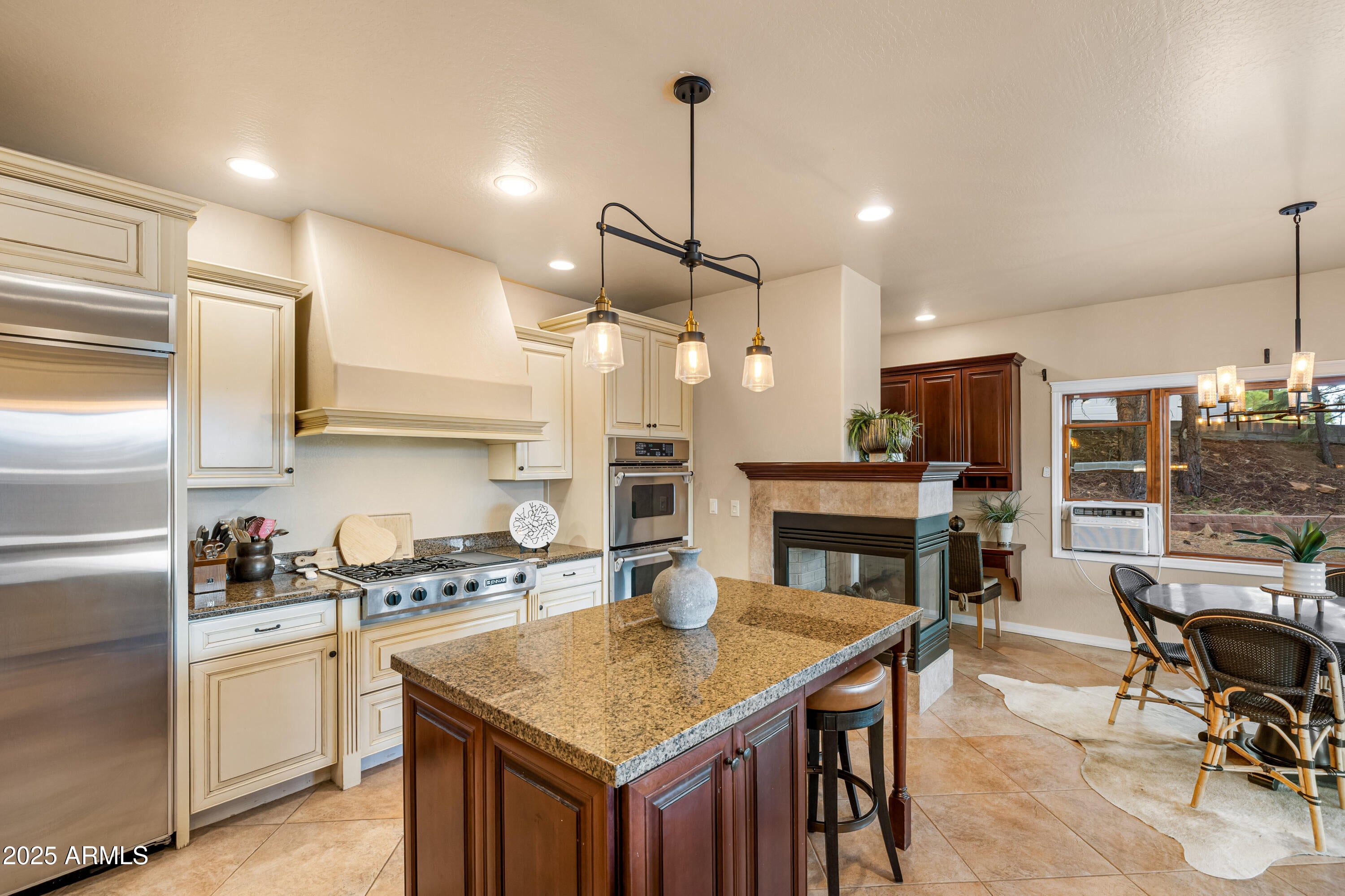 Flagstaff, Arizona, 86004, United States, 5 Bedrooms Bedrooms, ,5 BathroomsBathrooms,Residential,Active,1834471