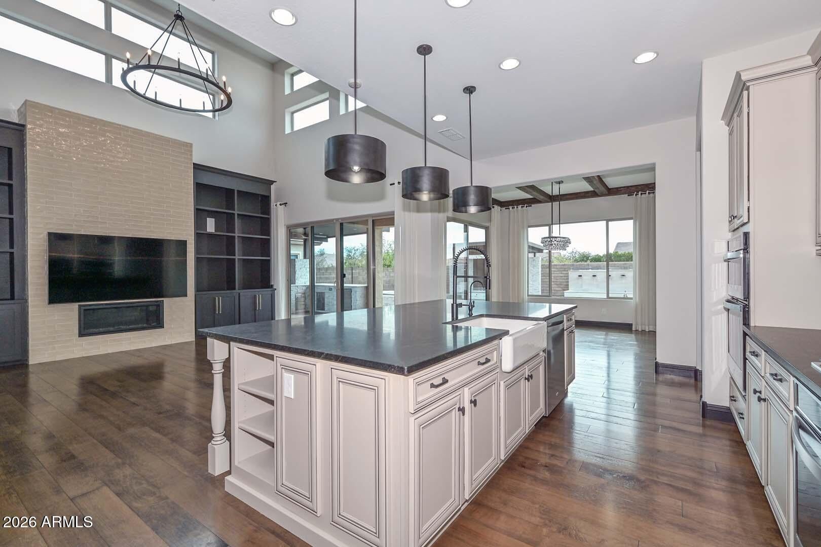 Peoria, Arizona, 85383, United States, 6 Bedrooms Bedrooms, ,5 BathroomsBathrooms,Residential,Active,2017881