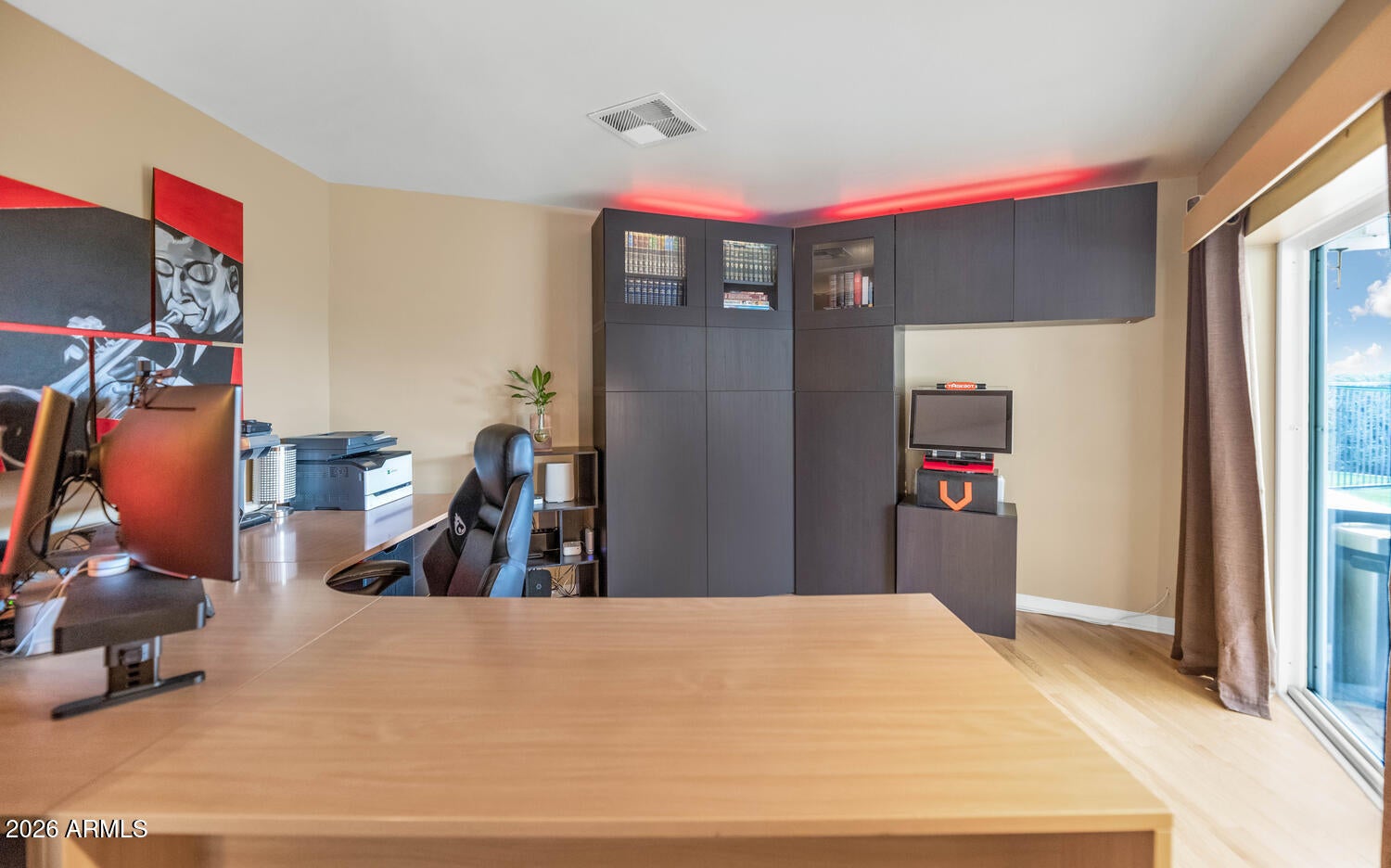 Phoenix, Arizona, 85020, United States, 2 Bedrooms Bedrooms, ,2 BathroomsBathrooms,Residential,Active,2012213