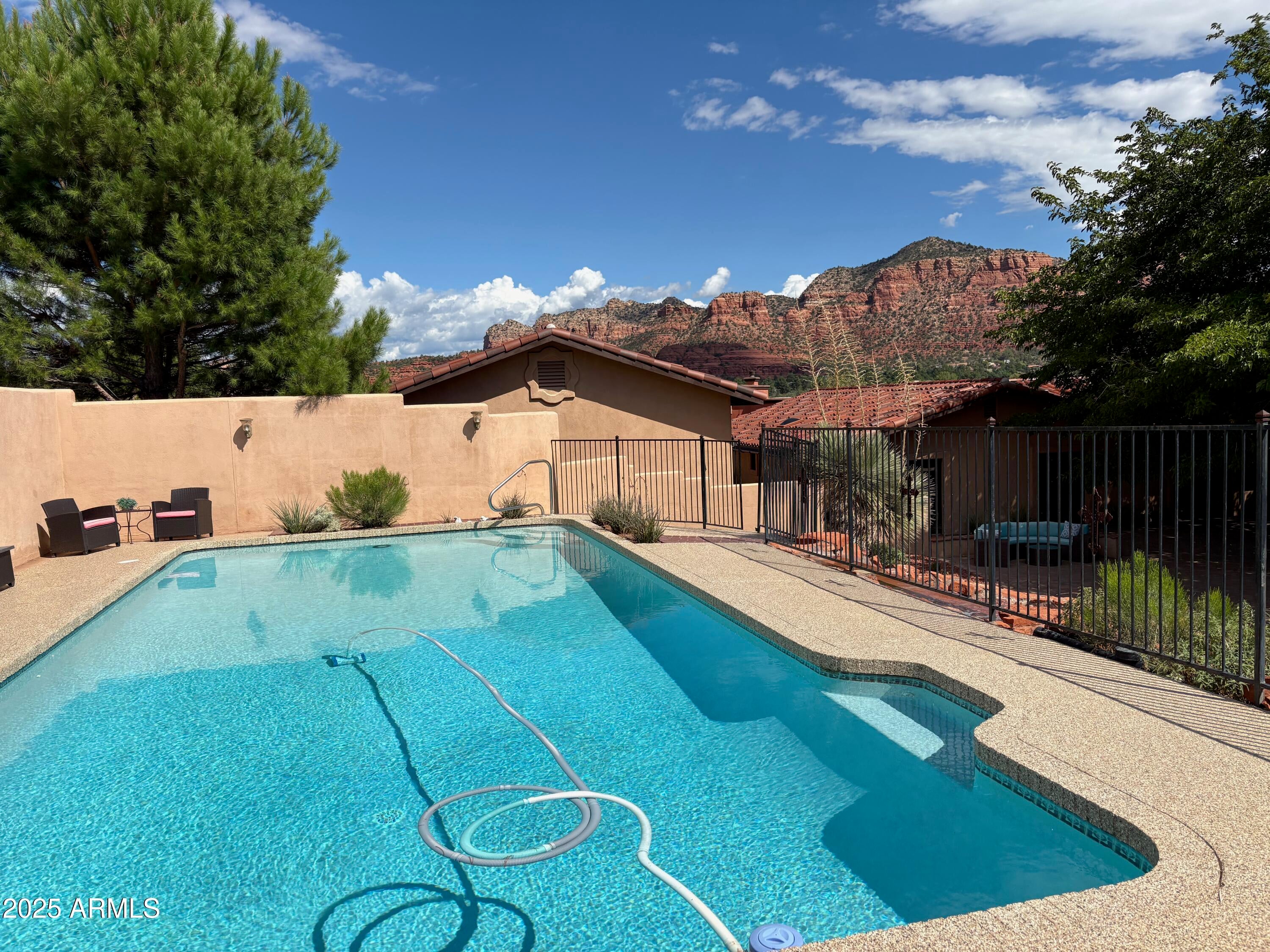 Sedona, Arizona, 86351, United States, 4 Bedrooms Bedrooms, ,4 BathroomsBathrooms,Residential,Active,1959511