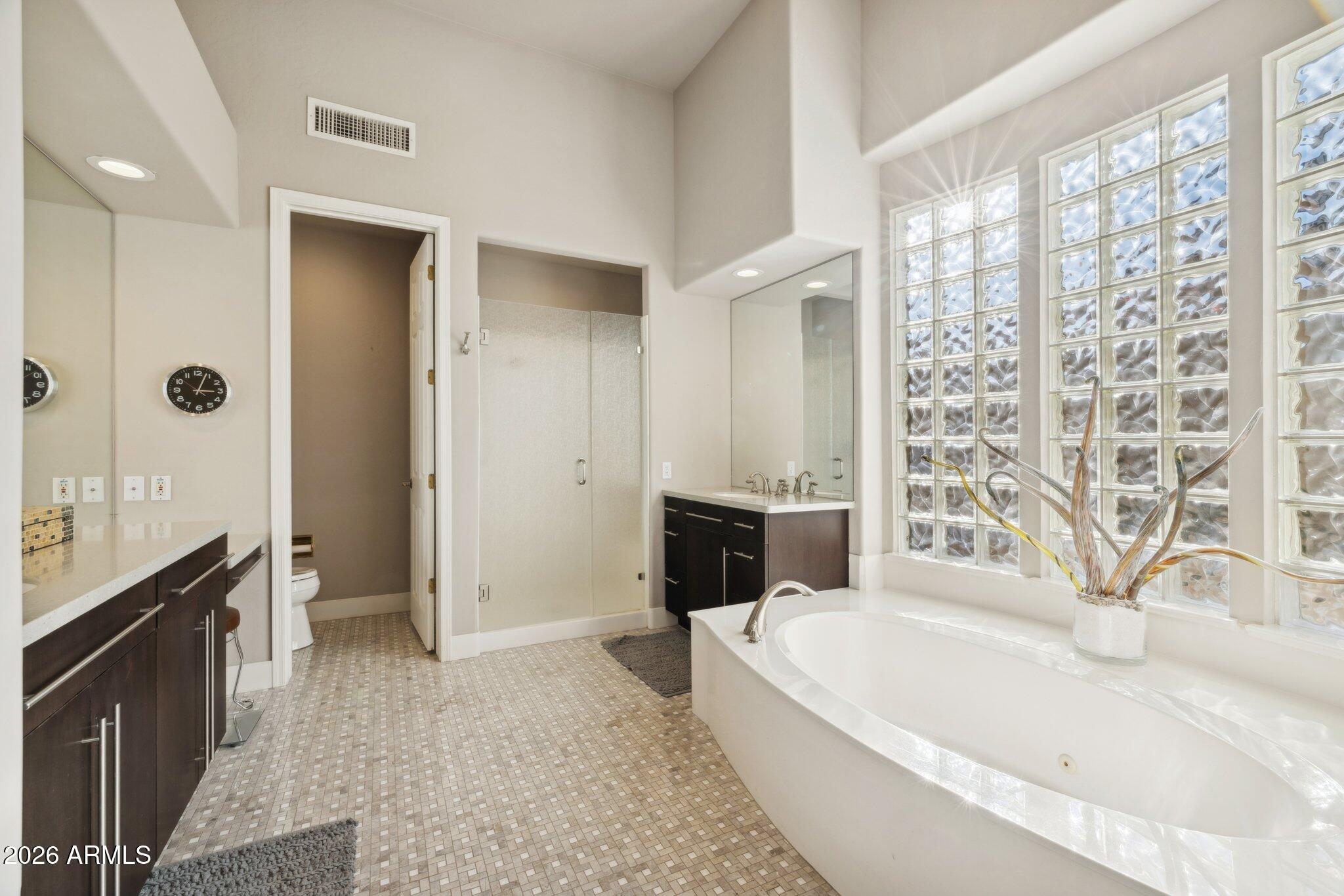 Fountain Hills, Arizona, 85268, United States, 3 Bedrooms Bedrooms, ,3 BathroomsBathrooms,Residential,Active,2010530