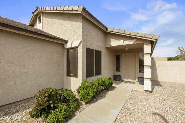 696 W MELODY AVE, GILBERT, AZ 85233, photo 4 of 35