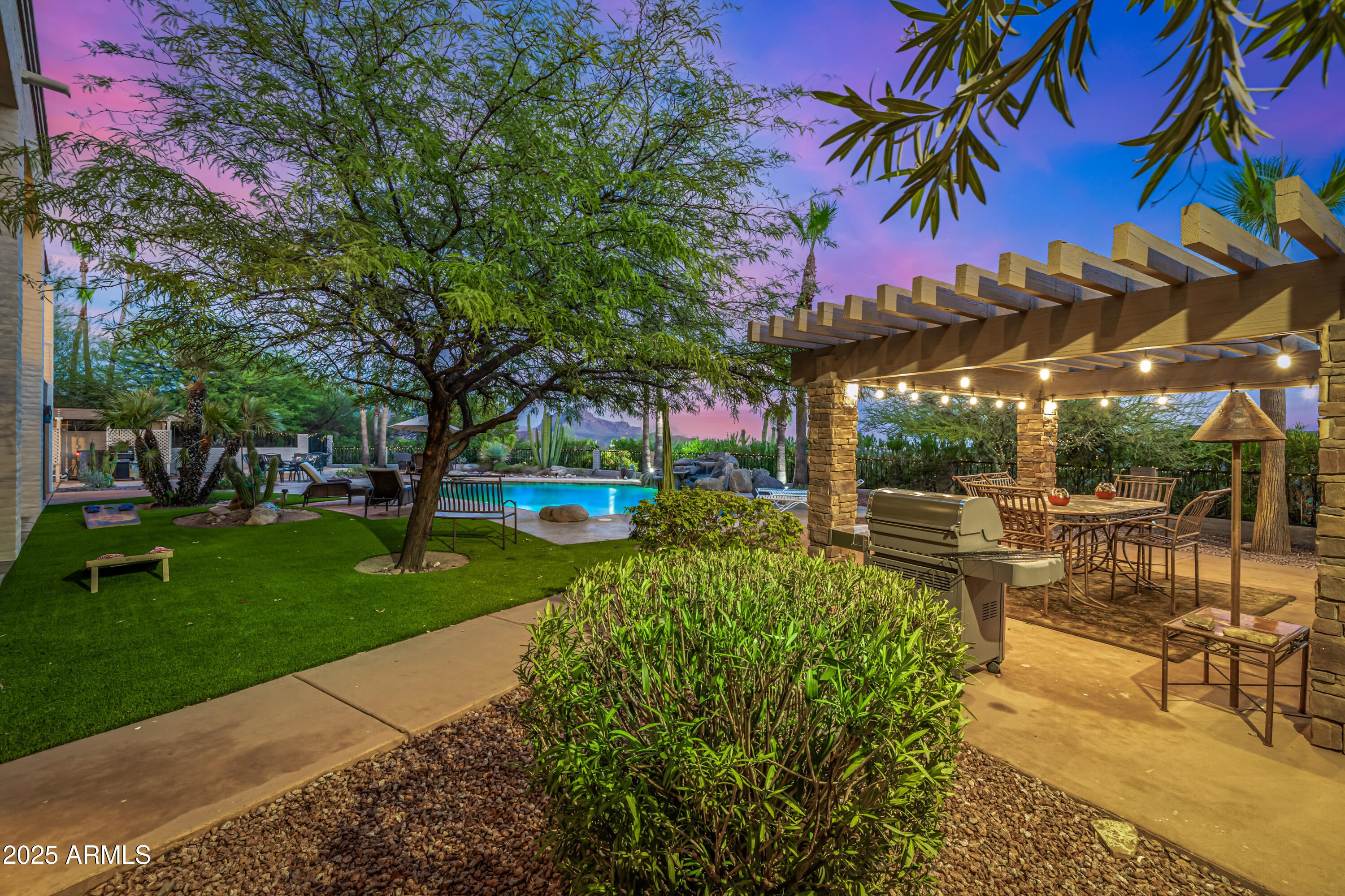 Fountain Hills, Arizona, 85268, United States, 5 Bedrooms Bedrooms, ,4 BathroomsBathrooms,Residential,Active,1988706